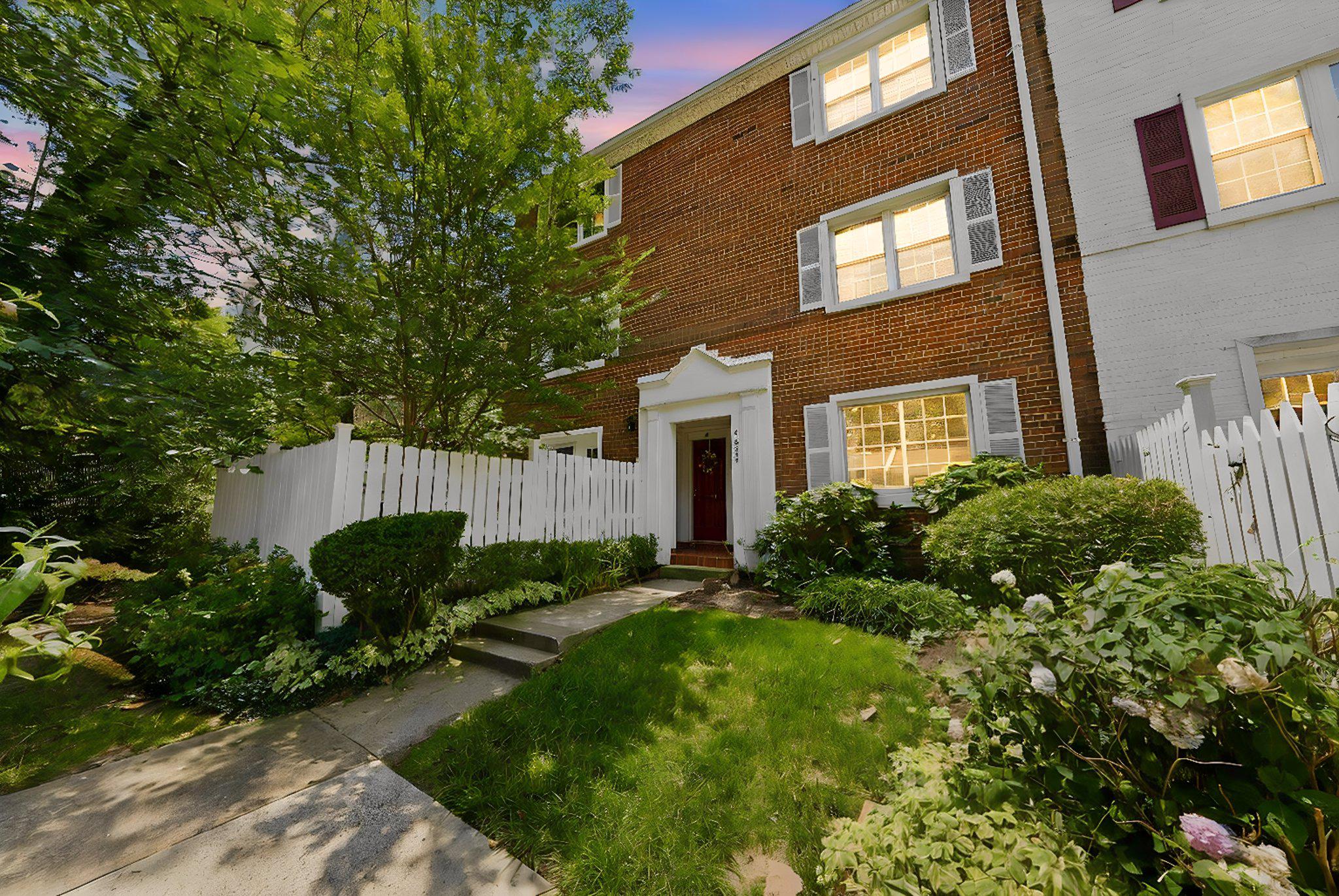 4634 28TH ROAD S A