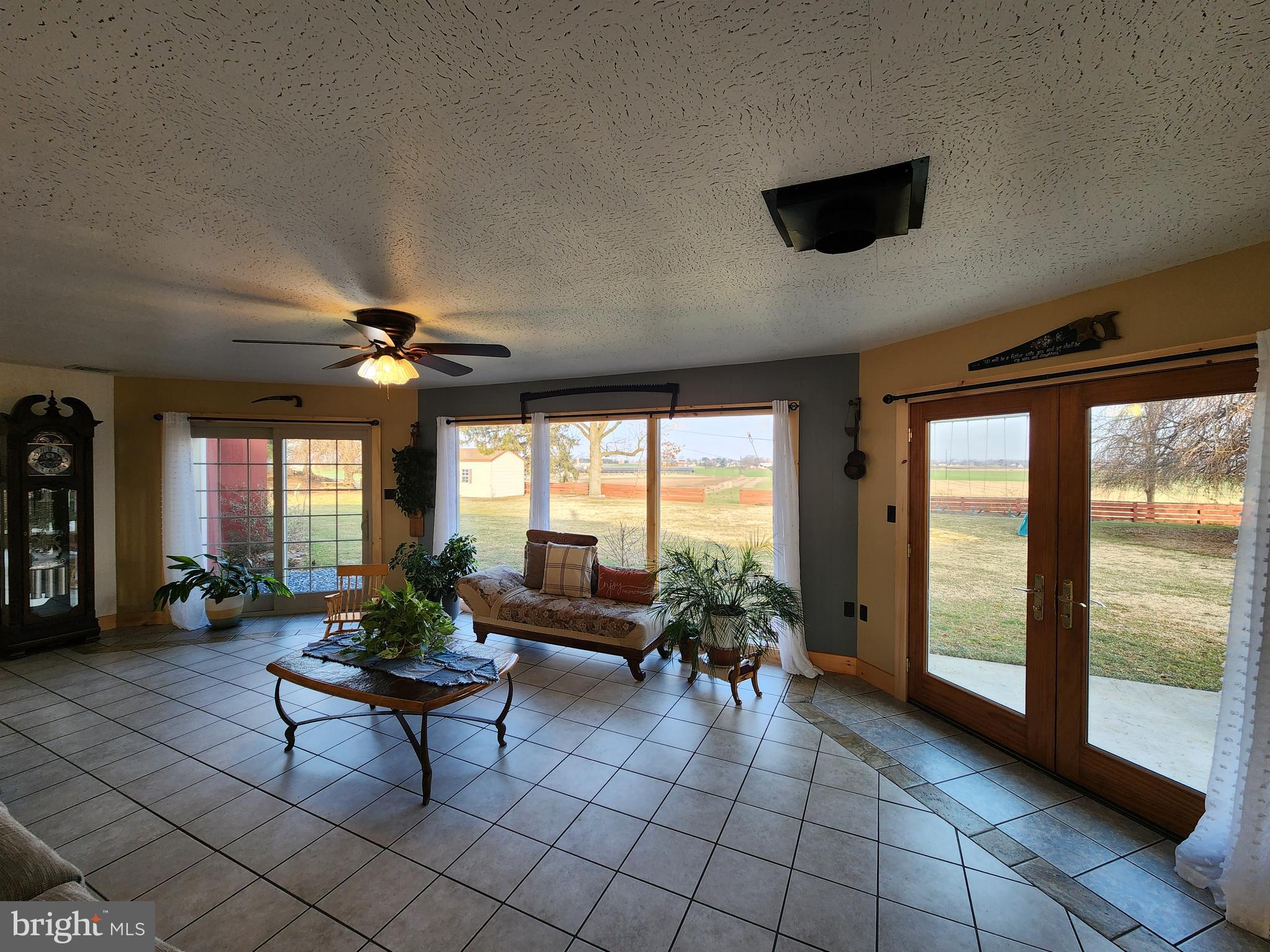 EAST HEMPFIELD TWP - Residential