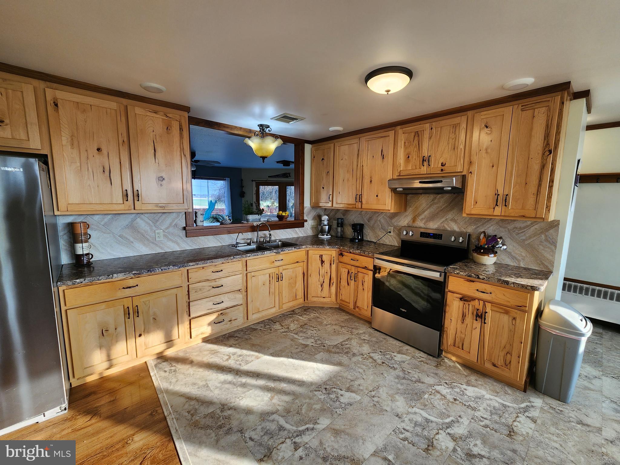 EAST HEMPFIELD TWP - Residential