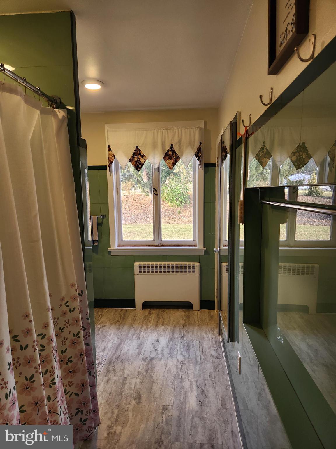 EAST HEMPFIELD TWP - Residential