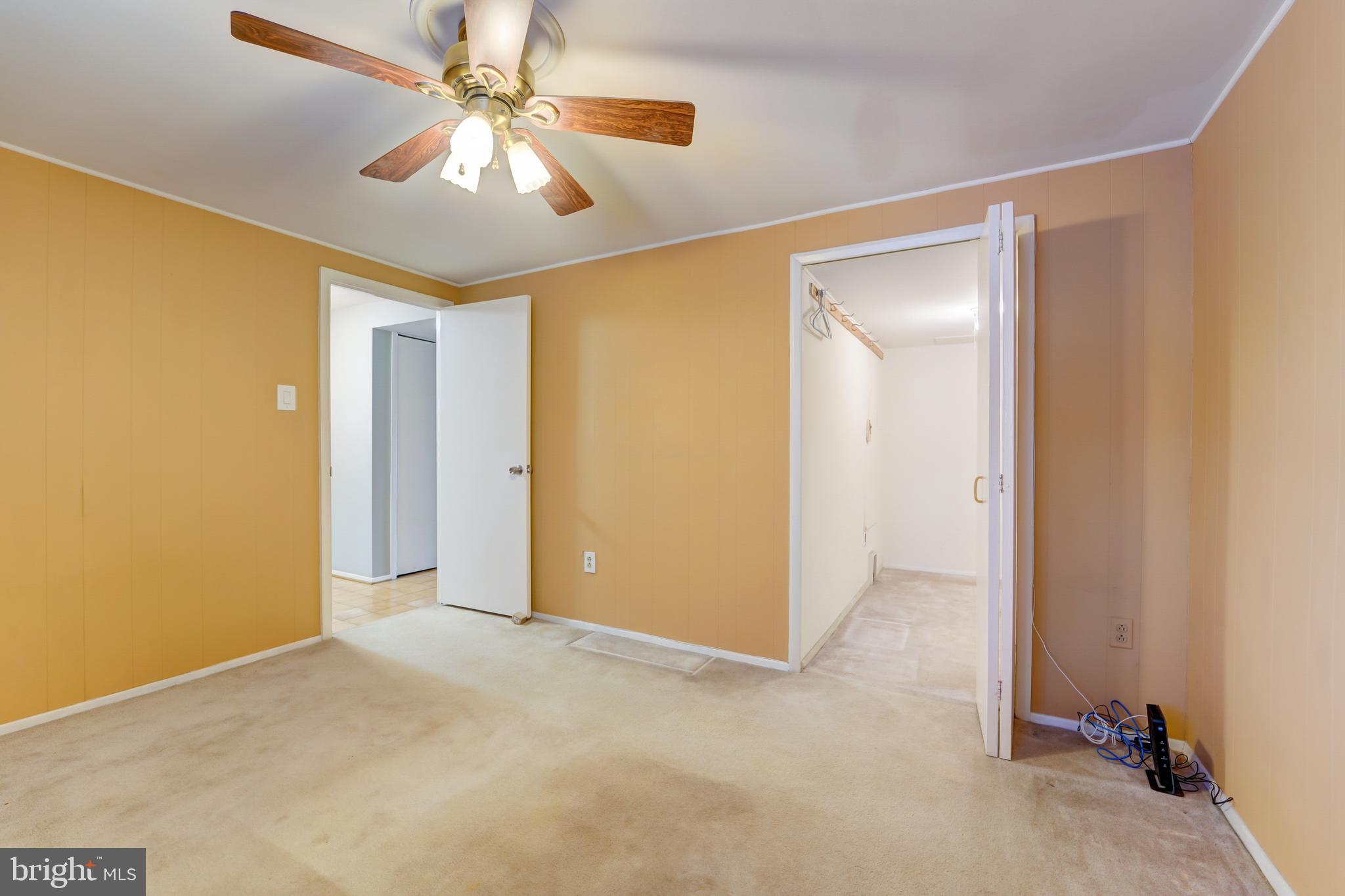 VILLAGE OF OWEN BROWN - Residential