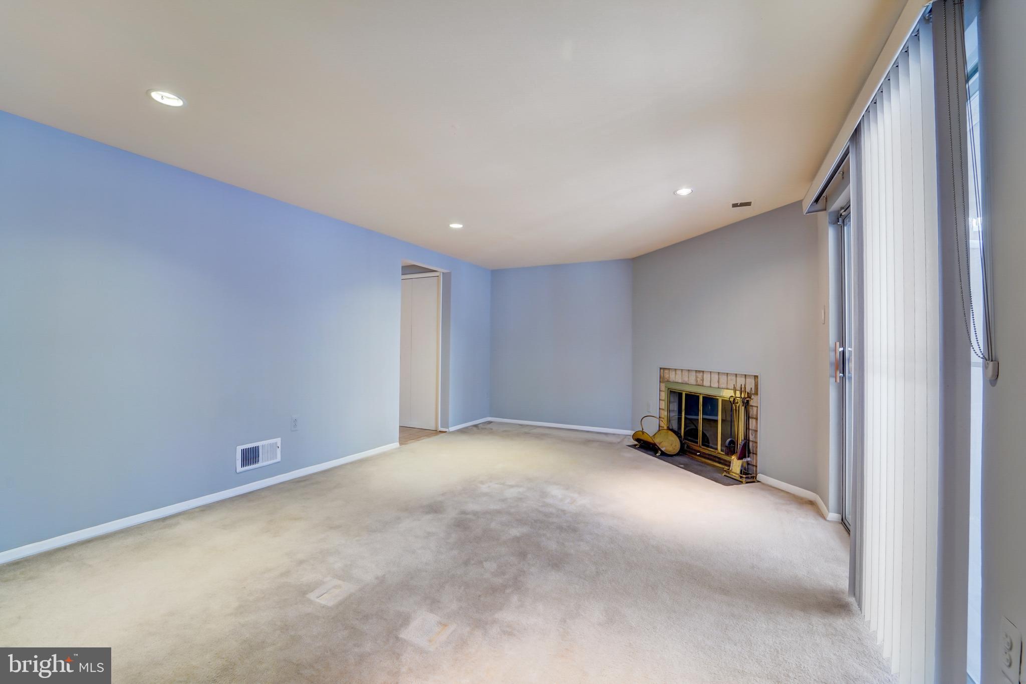 VILLAGE OF OWEN BROWN - Residential