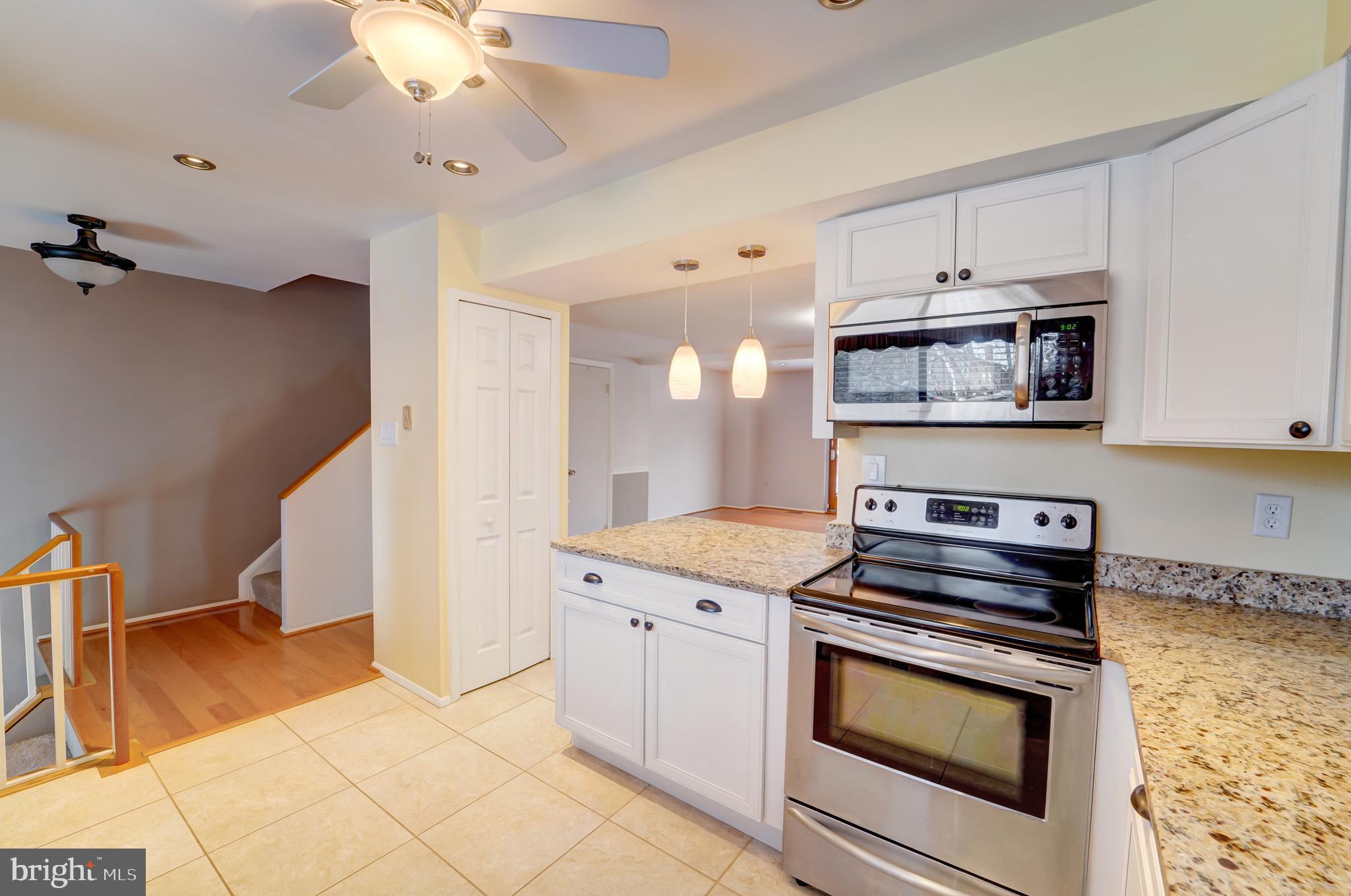 VILLAGE OF OWEN BROWN - Residential