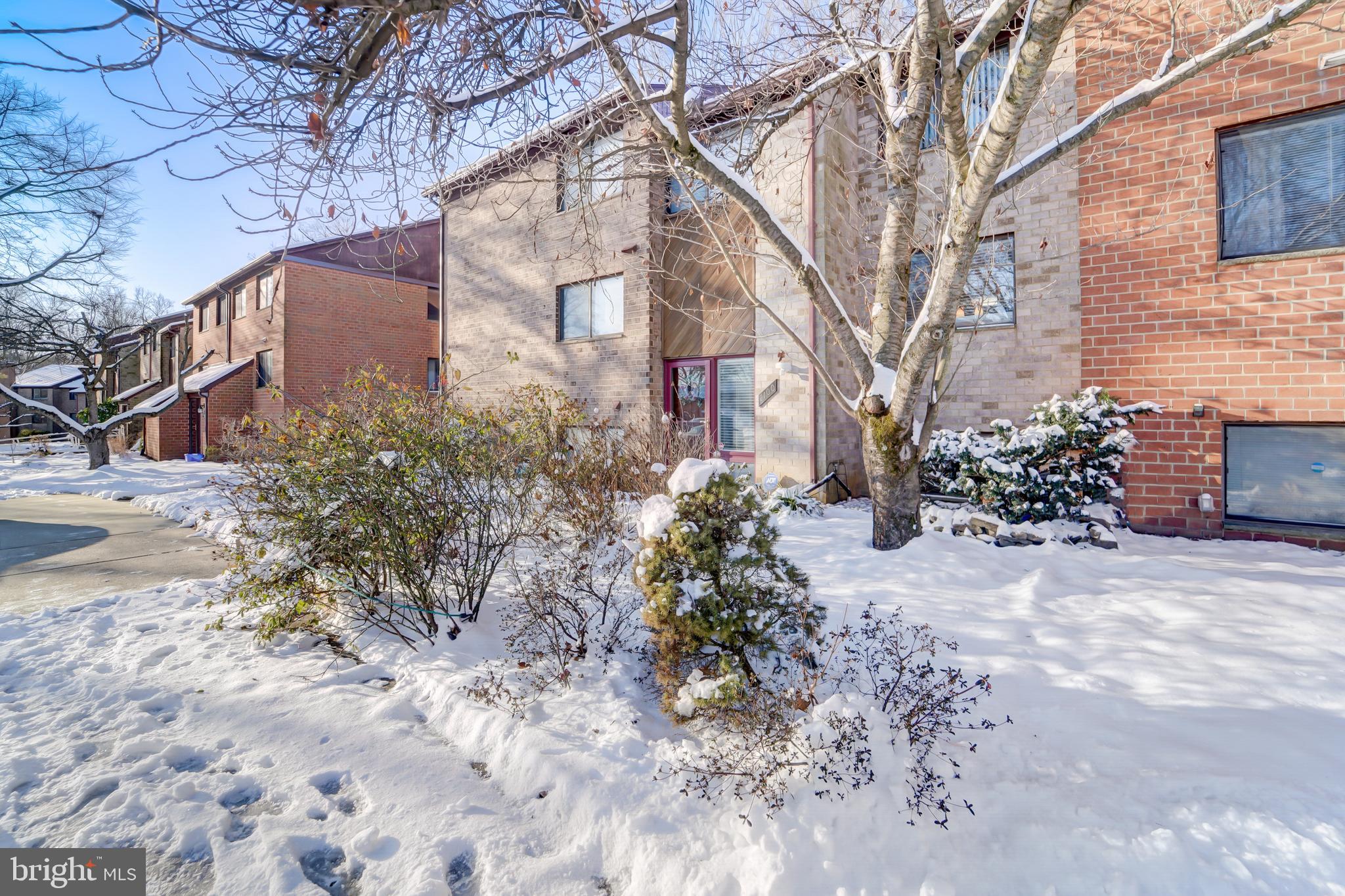 VILLAGE OF OWEN BROWN - Residential