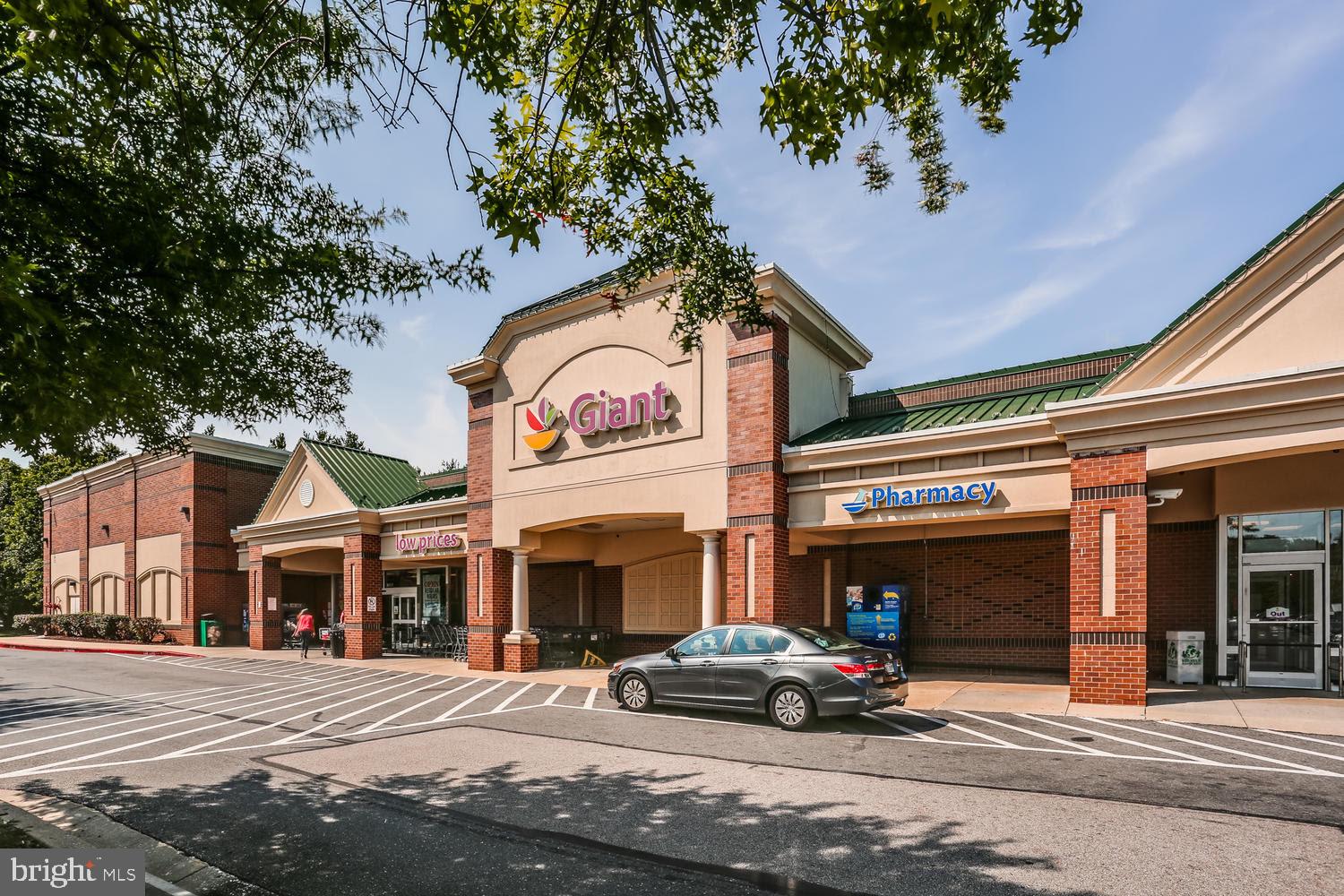 VILLAGE OF OWEN BROWN - Residential