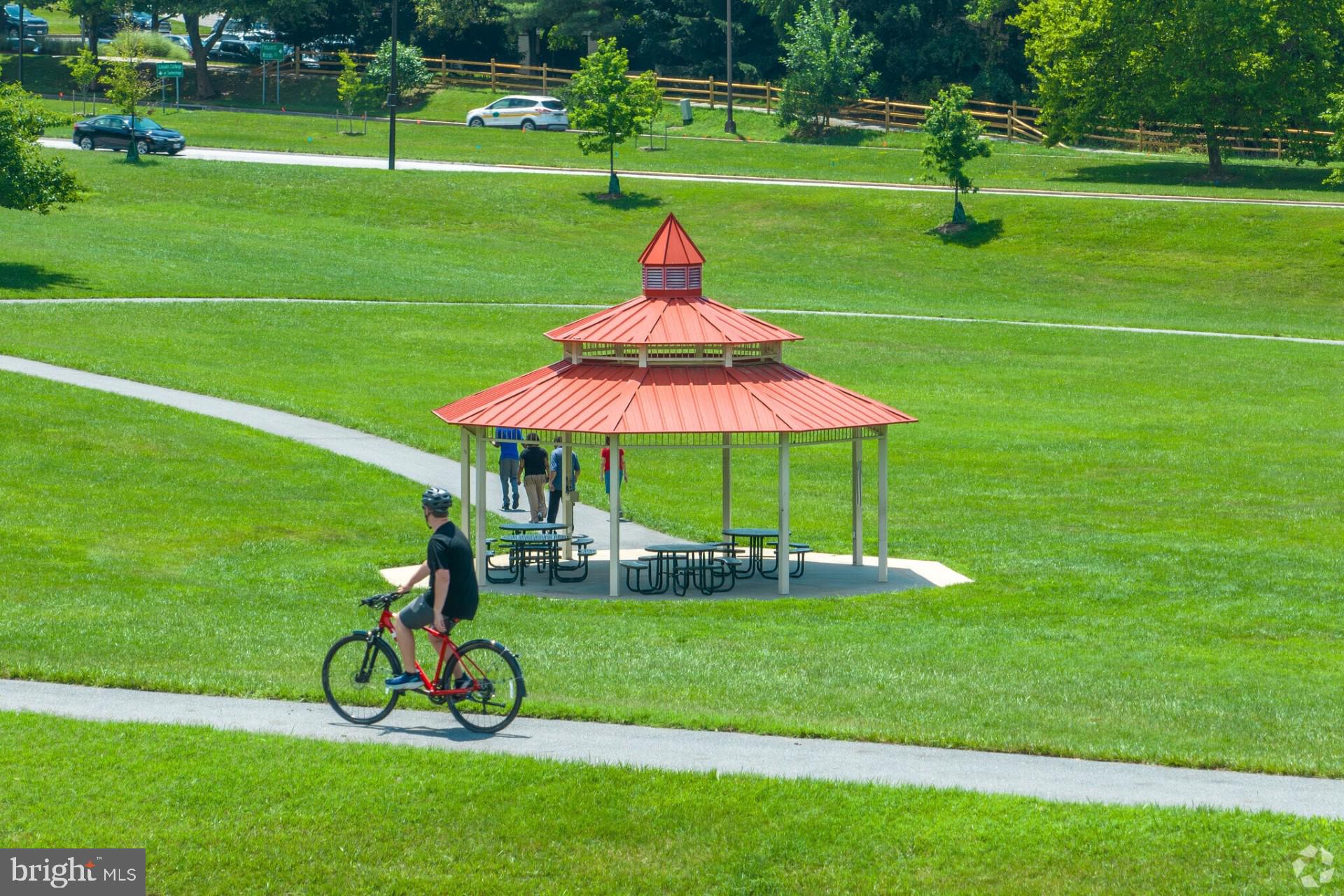 VILLAGE OF OWEN BROWN - Residential