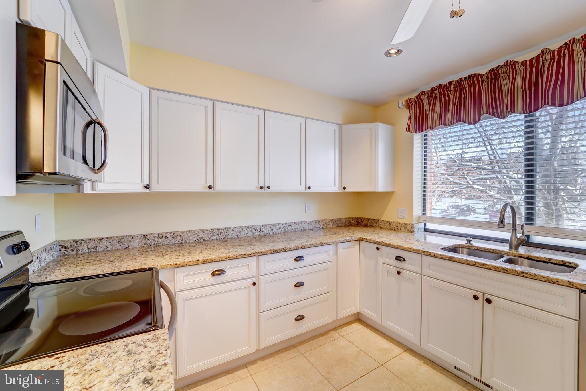 VILLAGE OF OWEN BROWN - Residential