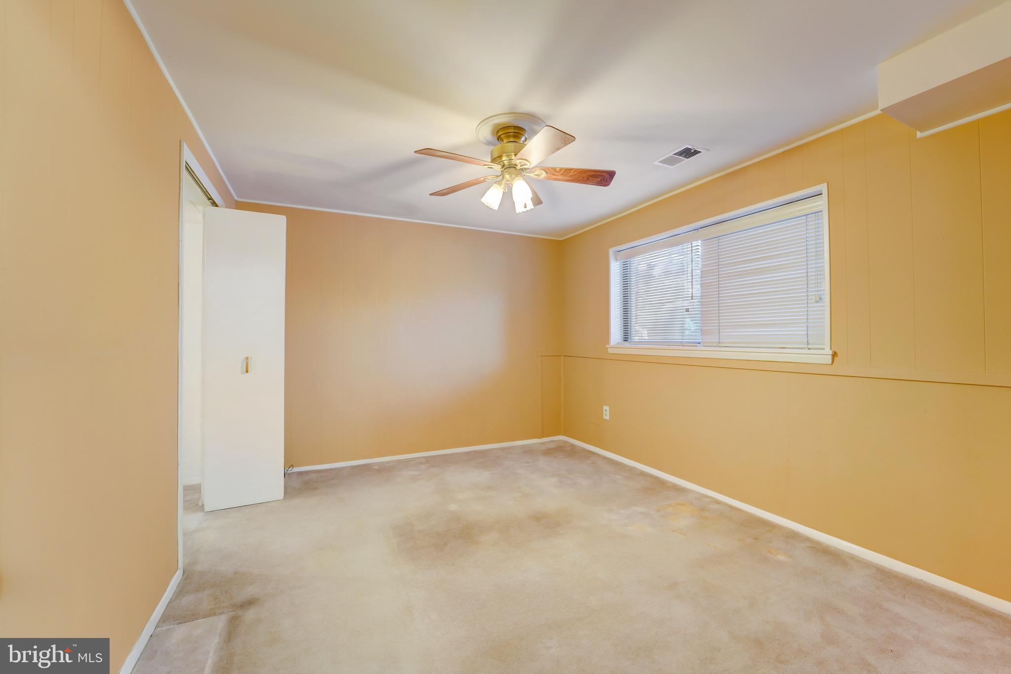 VILLAGE OF OWEN BROWN - Residential