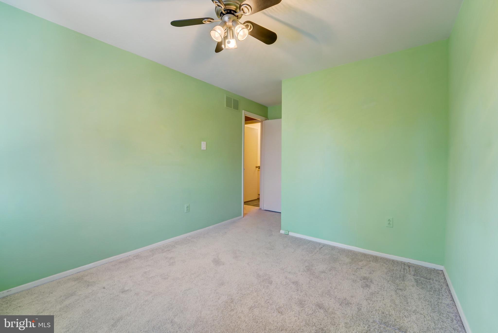 VILLAGE OF OWEN BROWN - Residential