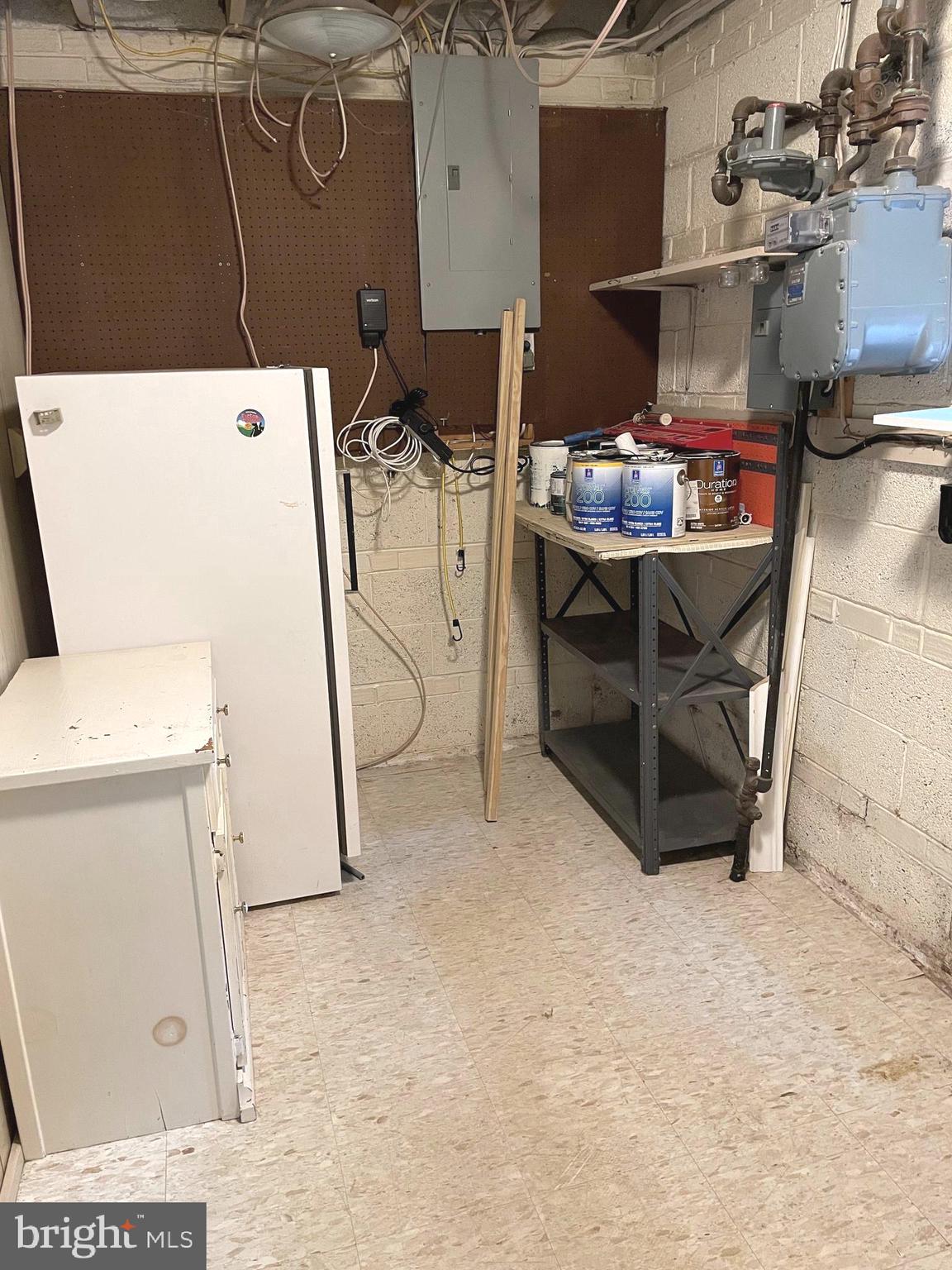 NORTH SPRINGFIELD - Residential