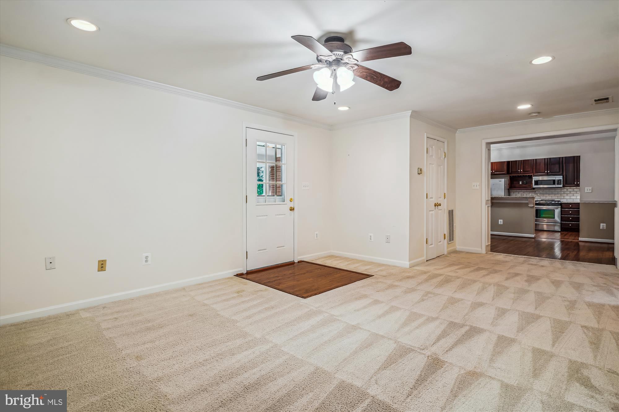 NORTH SPRINGFIELD - Residential