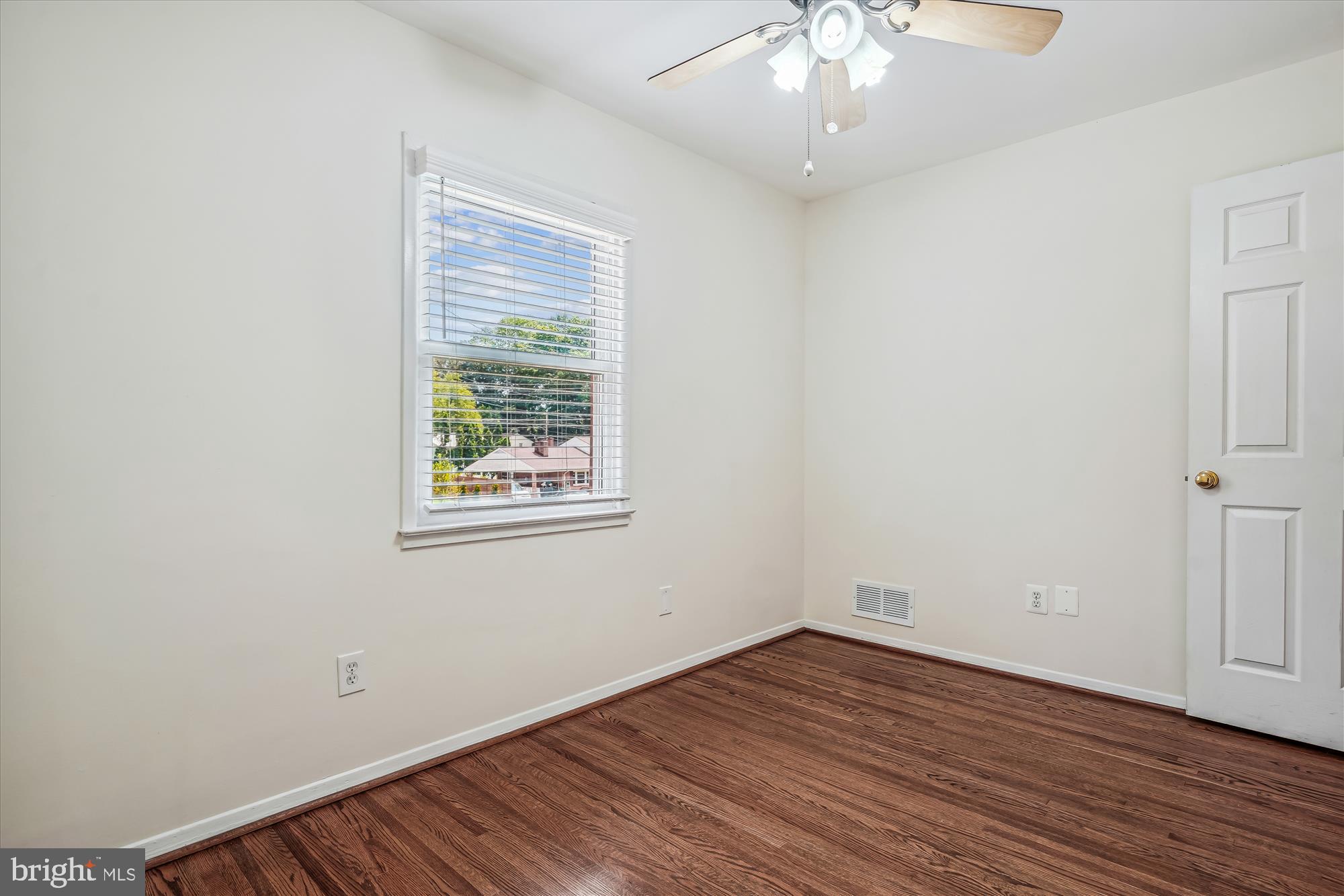 NORTH SPRINGFIELD - Residential