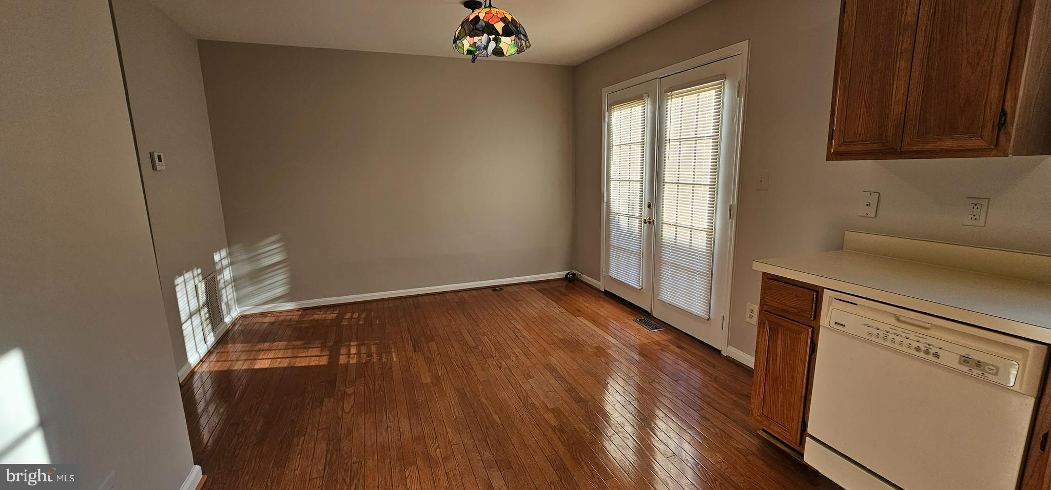 LIFESTYLE AT SULLY STATION - Residential Lease