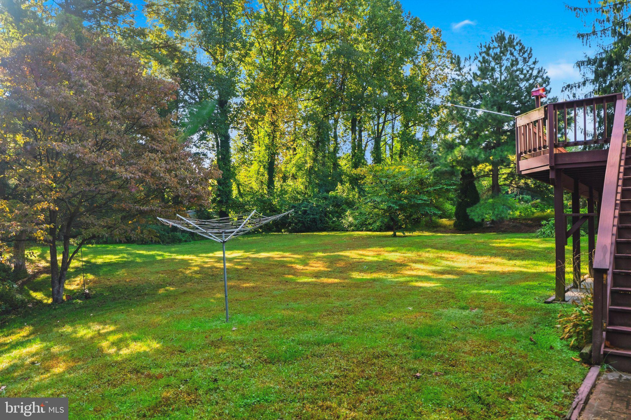 2815 COLLEGE VIEW DRIVE