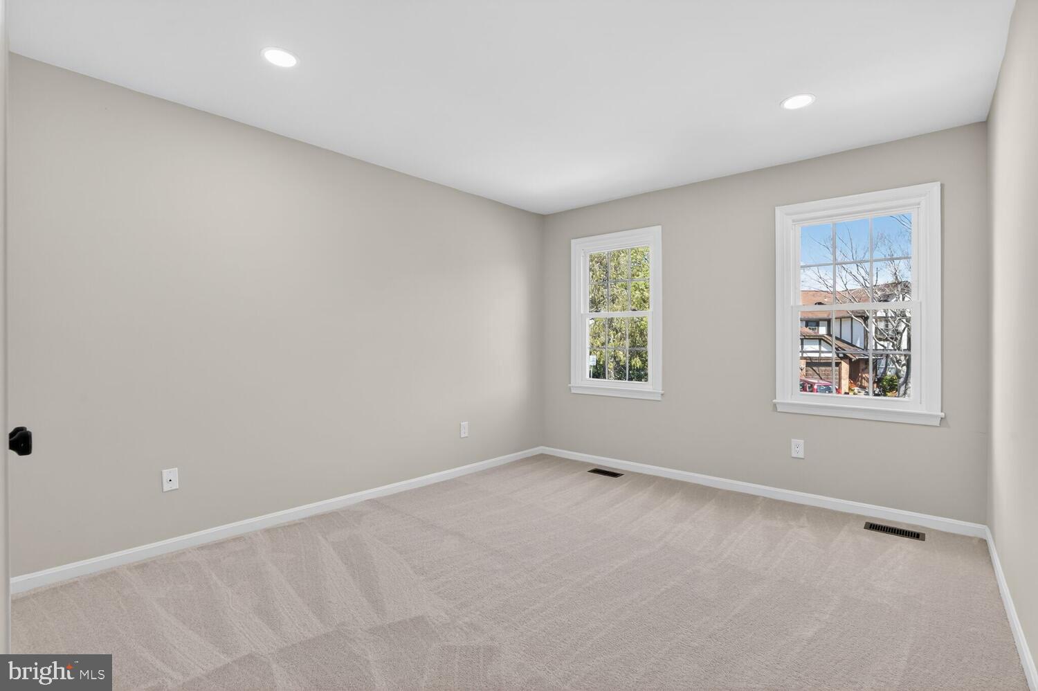 GLENWOOD MANOR - Residential