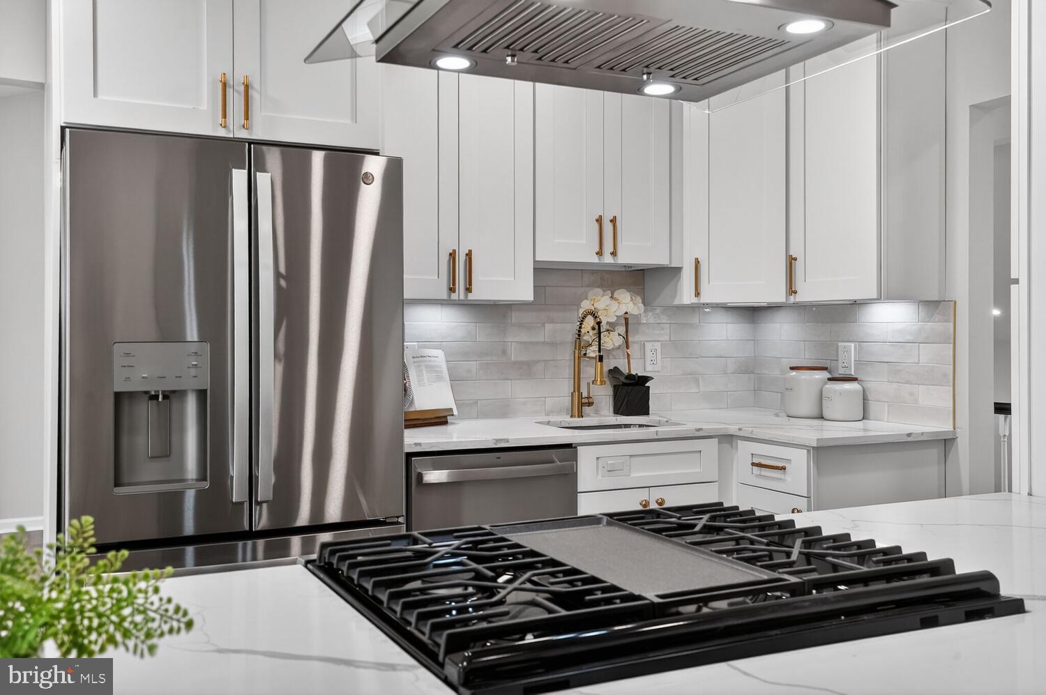 GLENWOOD MANOR - Residential