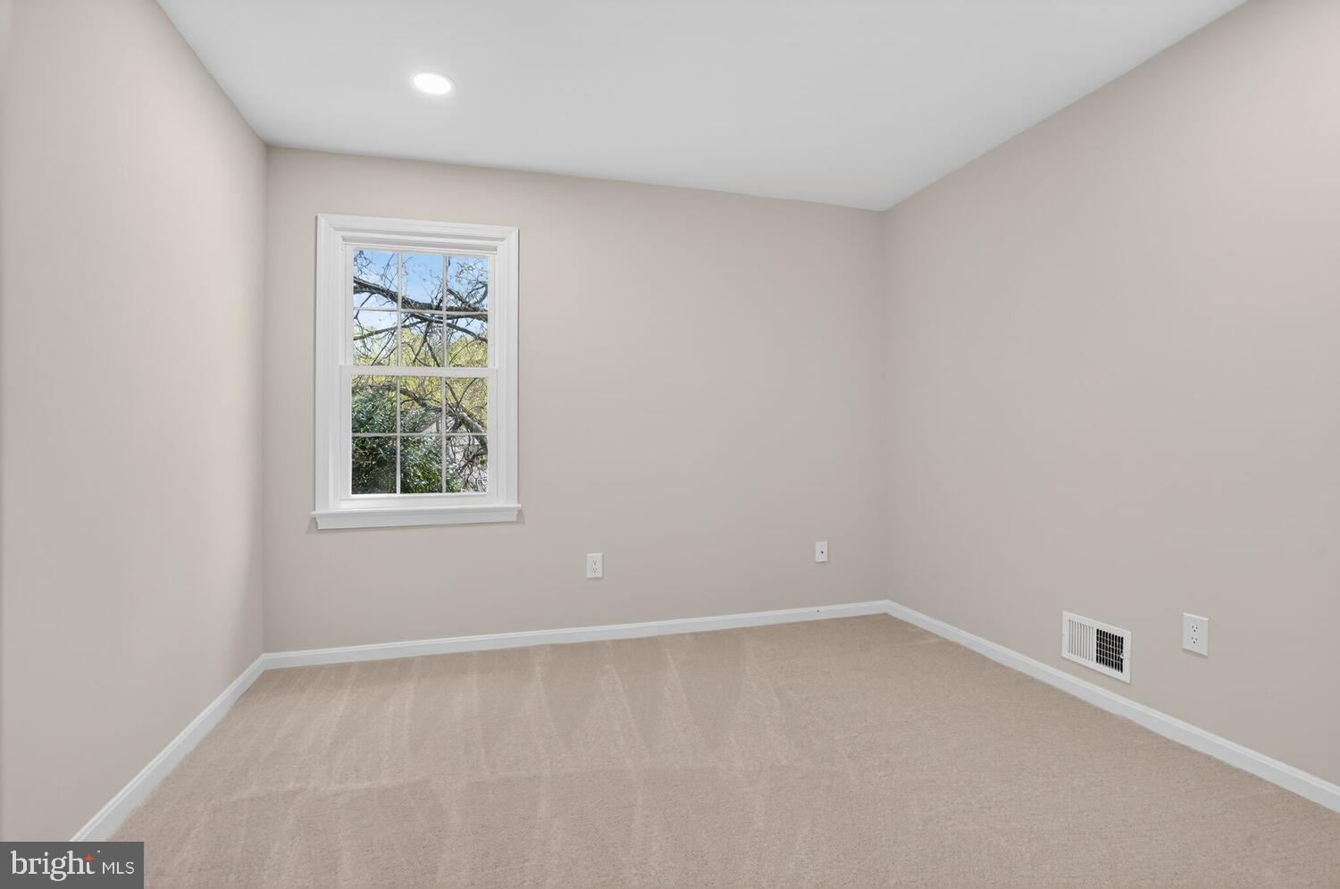 GLENWOOD MANOR - Residential