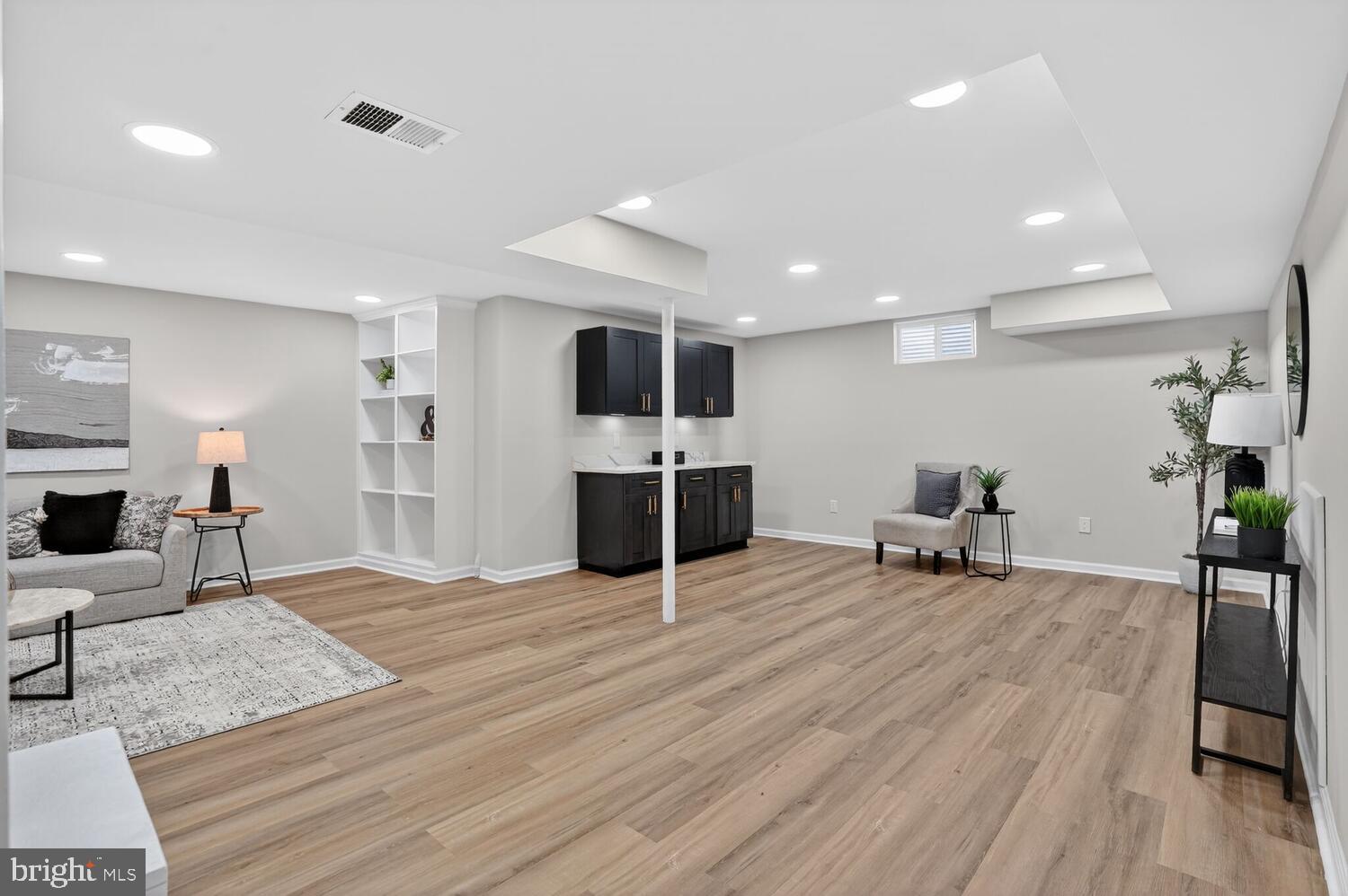 GLENWOOD MANOR - Residential