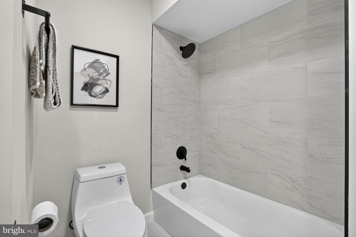 GLENWOOD MANOR - Residential