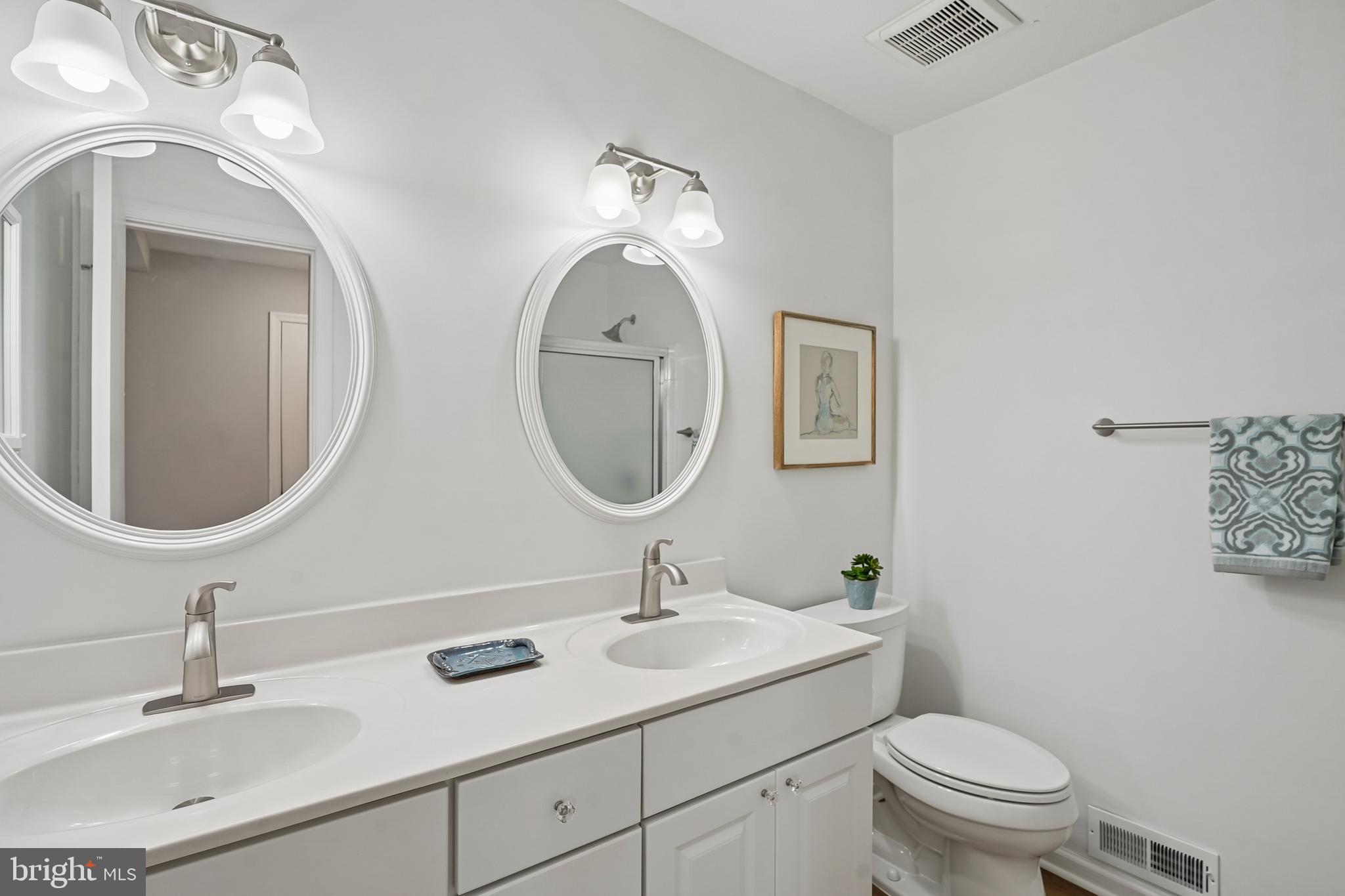 ROLLING RIDGE - Residential