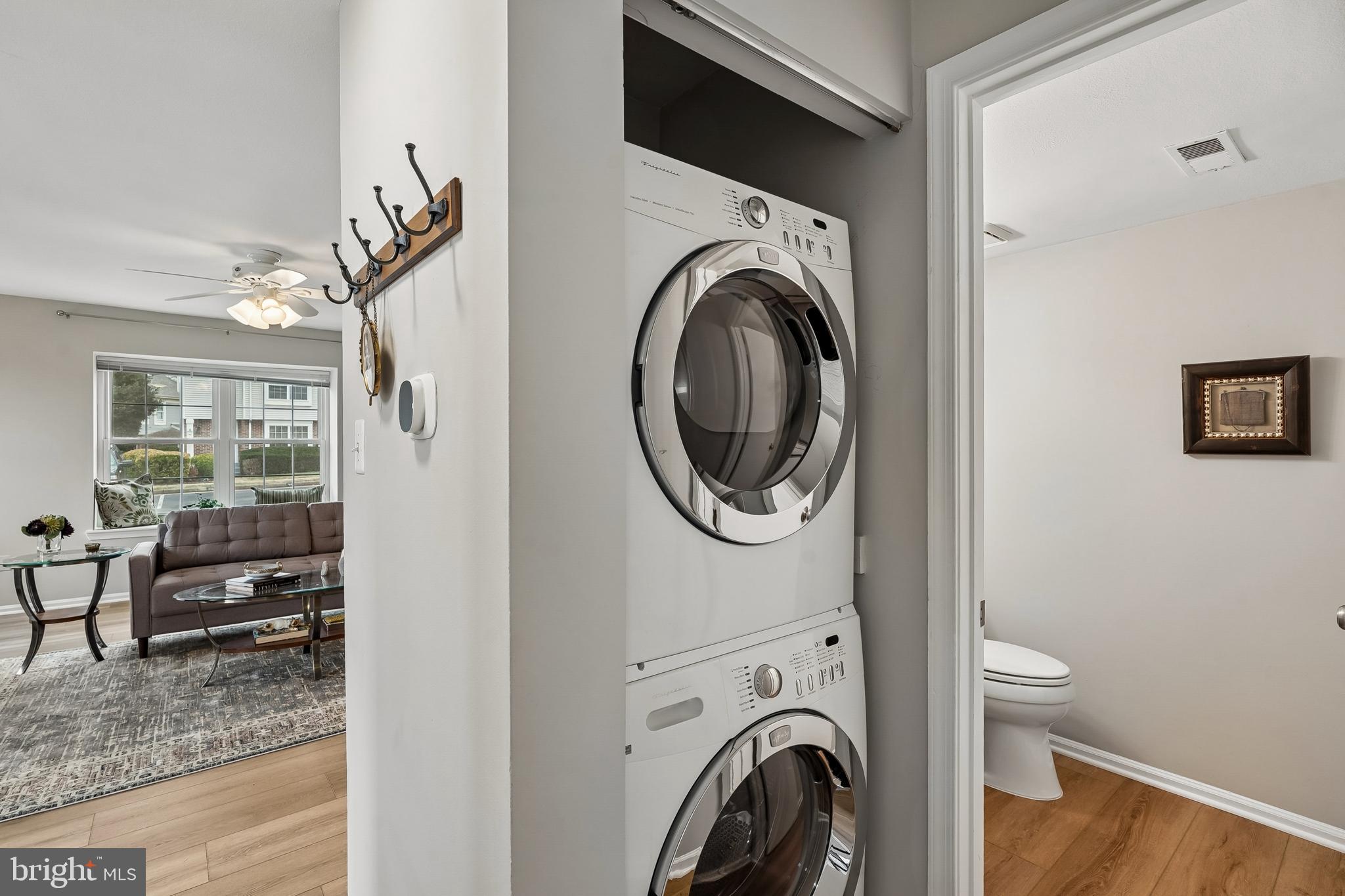 ROLLING RIDGE - Residential