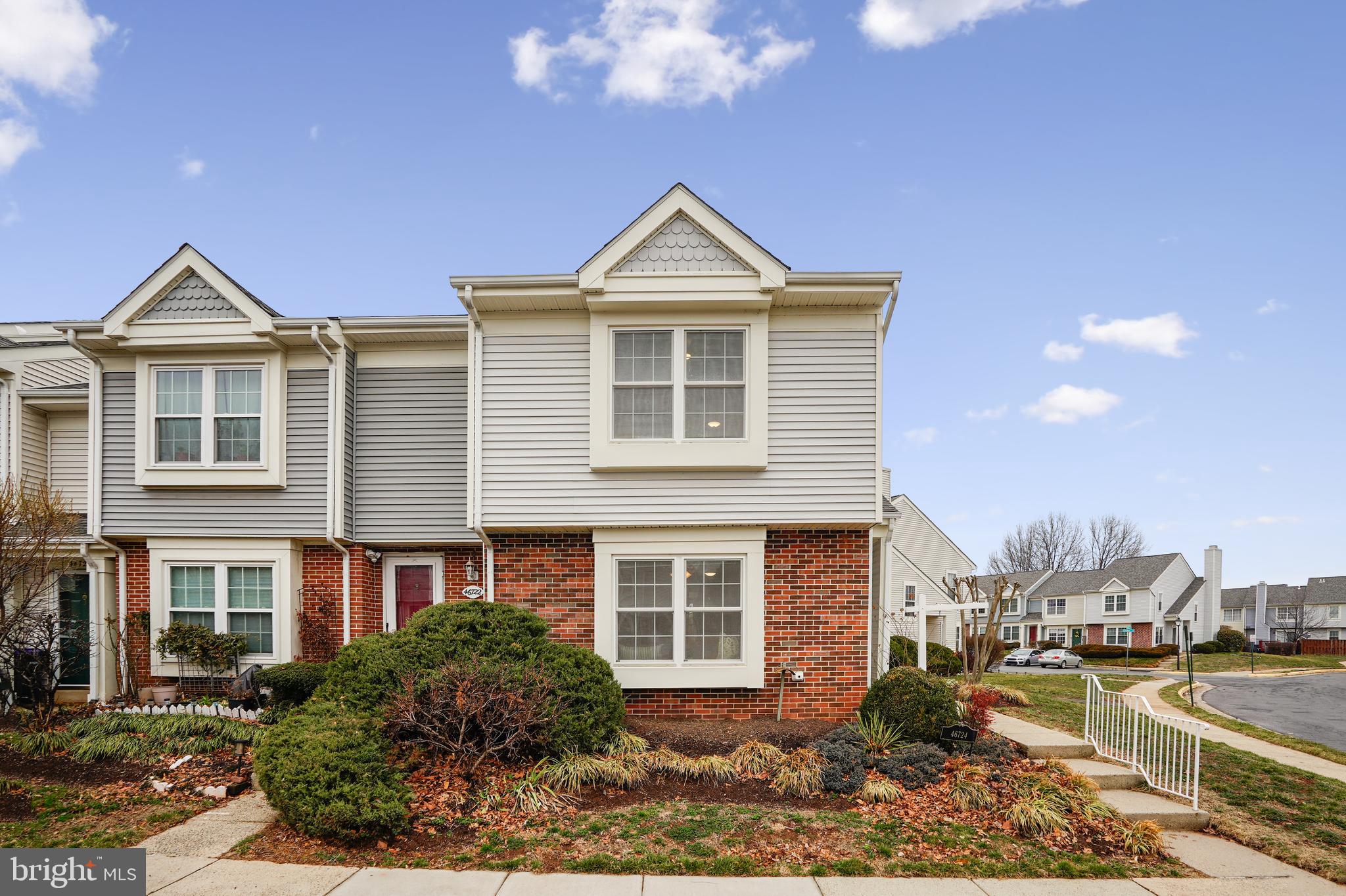 ROLLING RIDGE - Residential