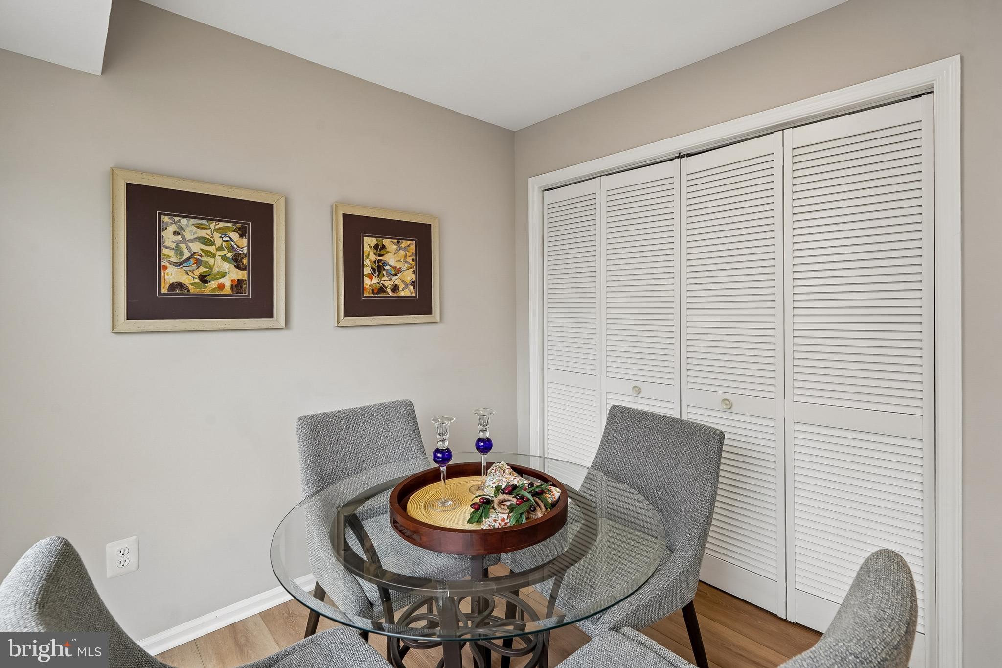 ROLLING RIDGE - Residential