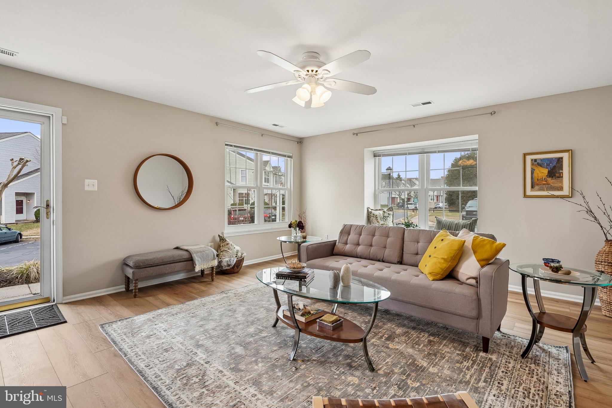 ROLLING RIDGE - Residential