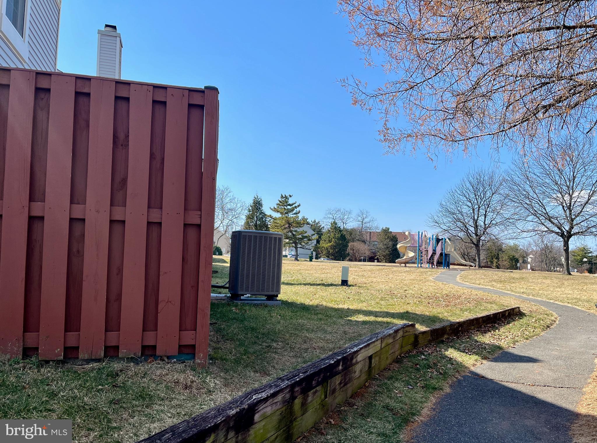 ROLLING RIDGE - Residential