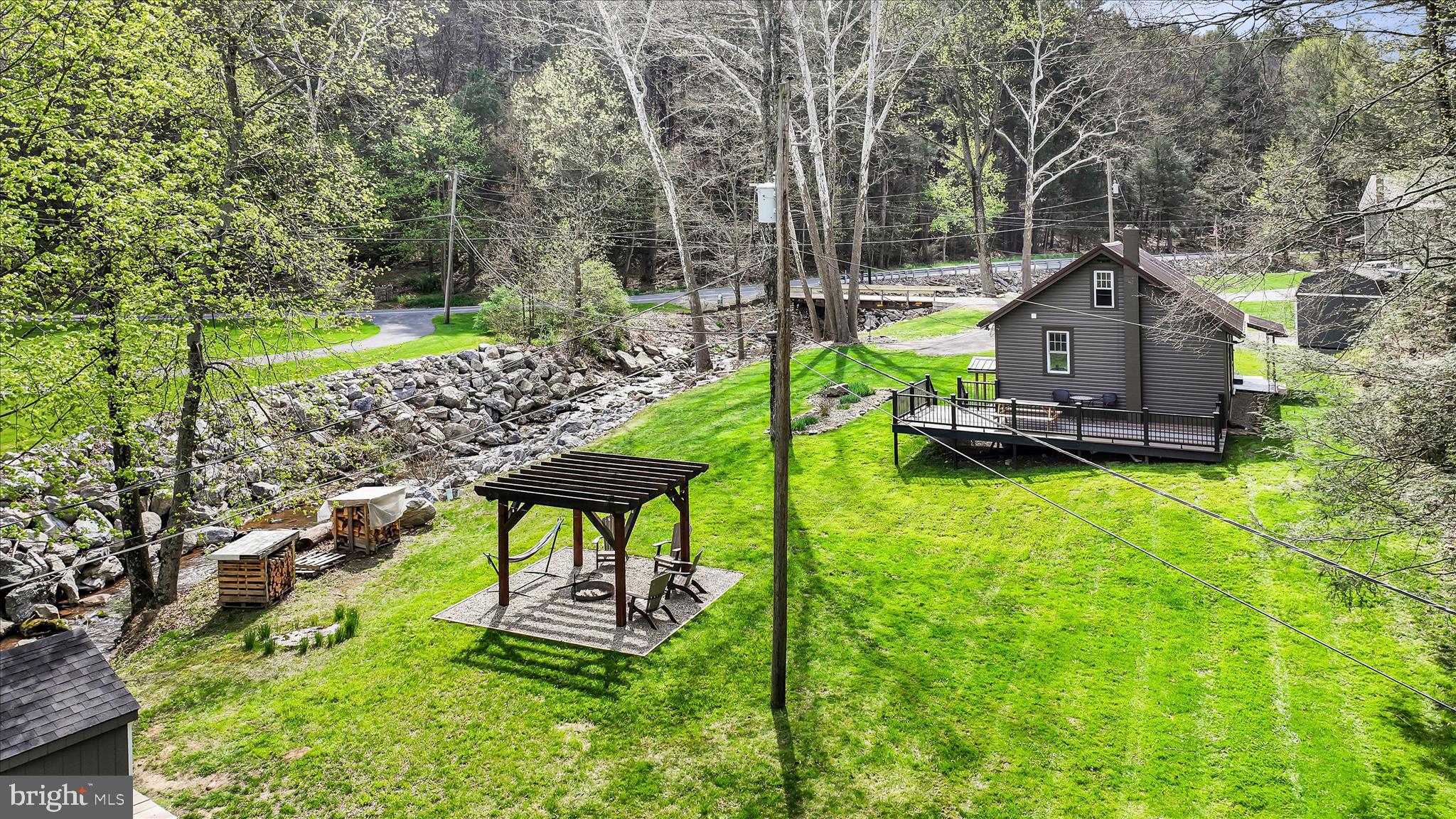 PINE GROVE - Residential