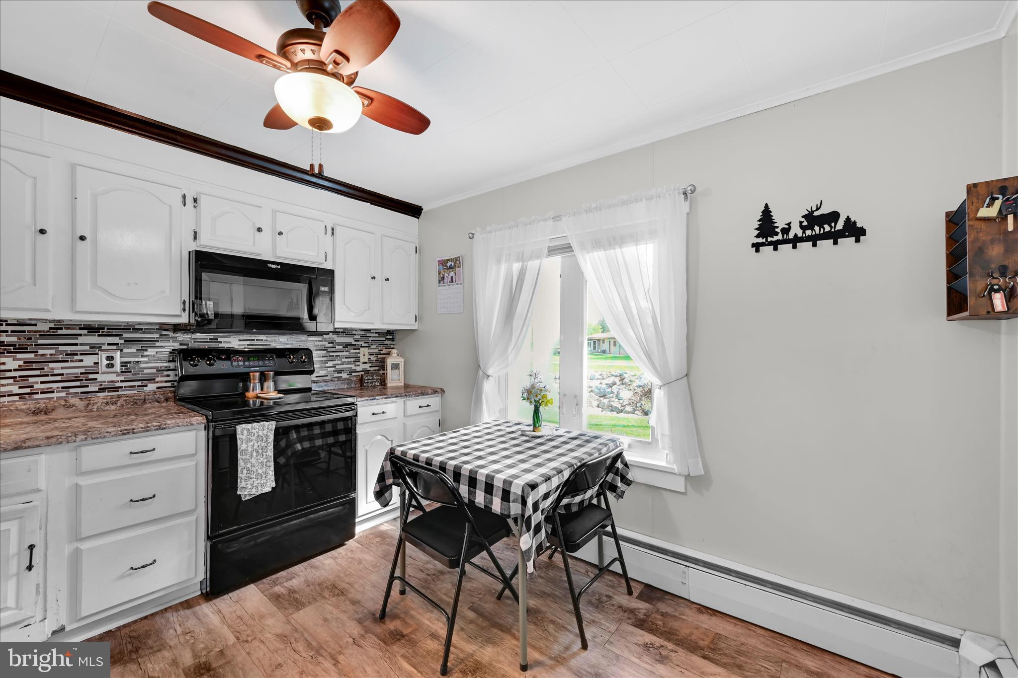 PINE GROVE - Residential