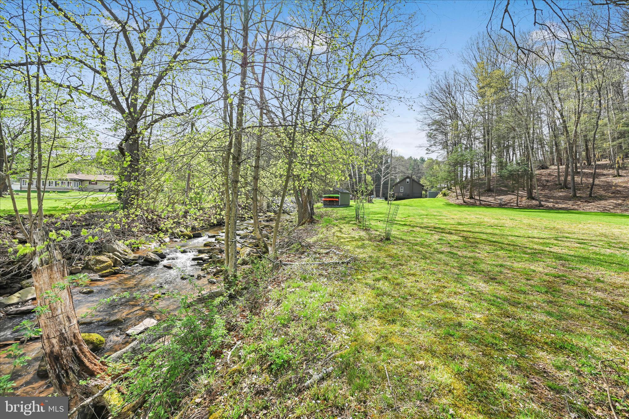 PINE GROVE - Residential