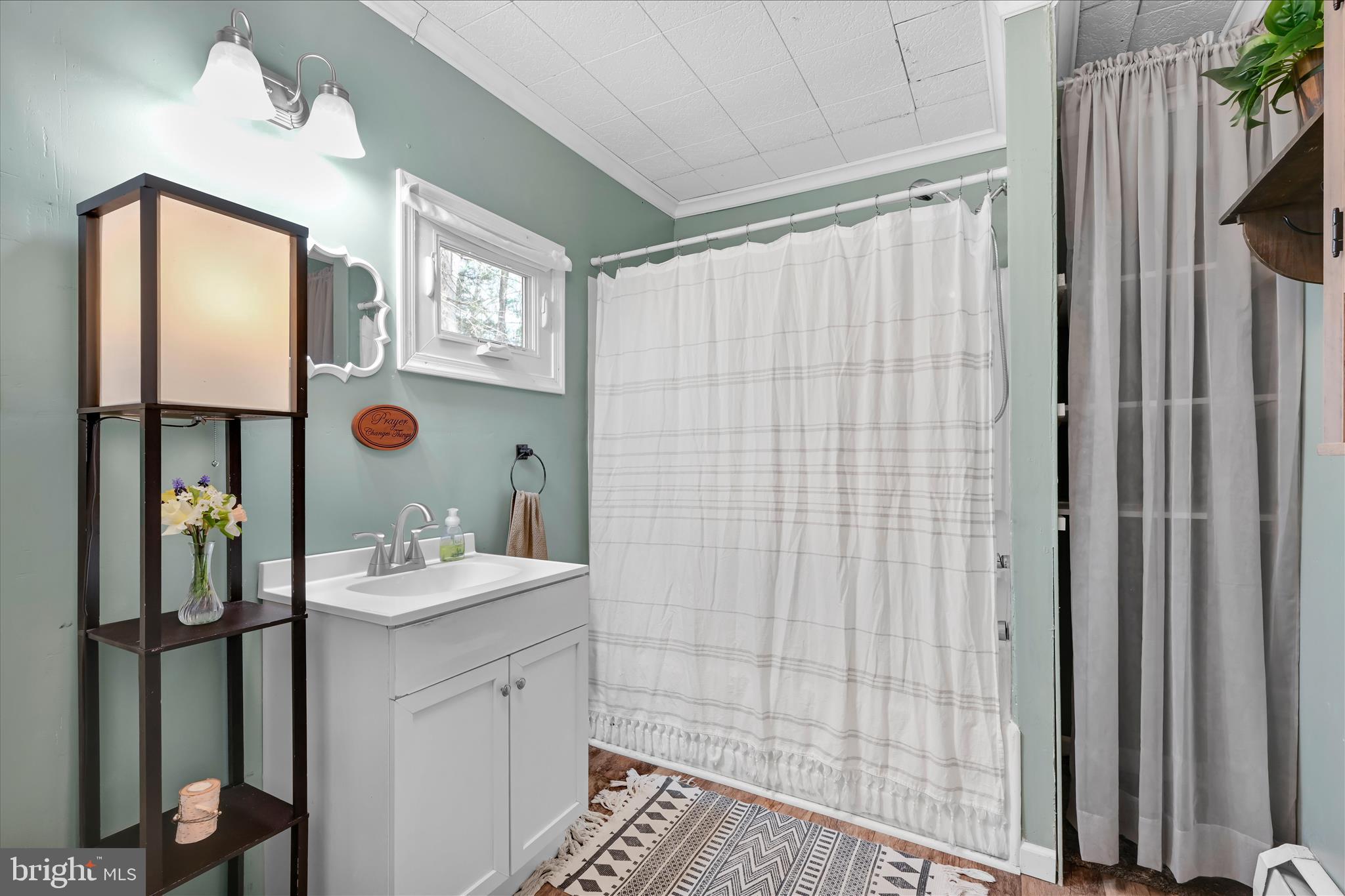 PINE GROVE - Residential