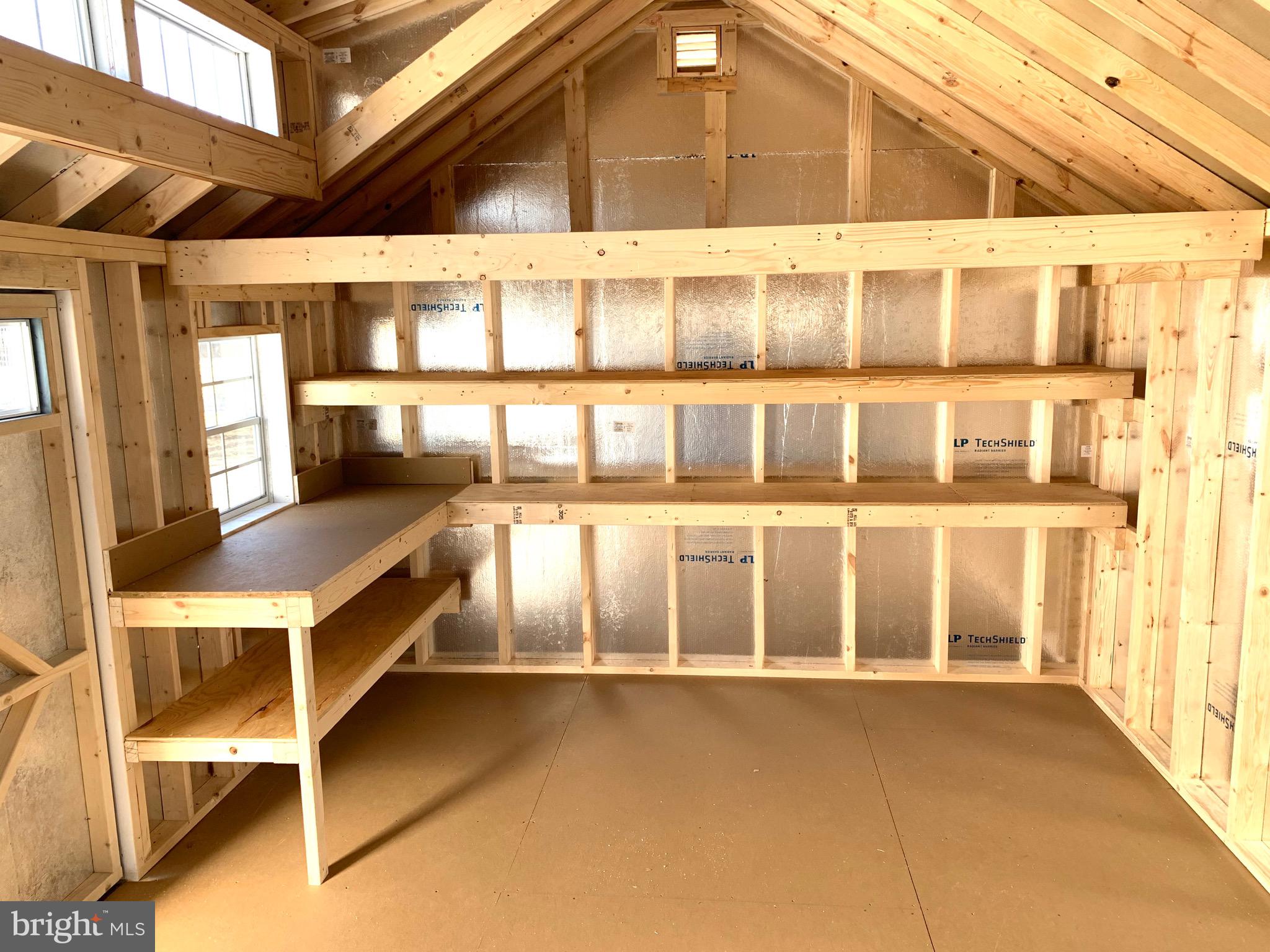 MOSBY WOODS - Residential Lease