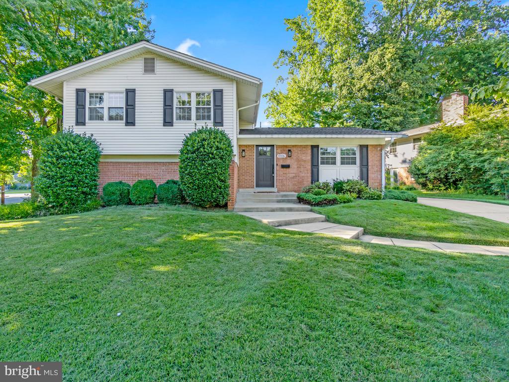 MOSBY WOODS - Residential Lease