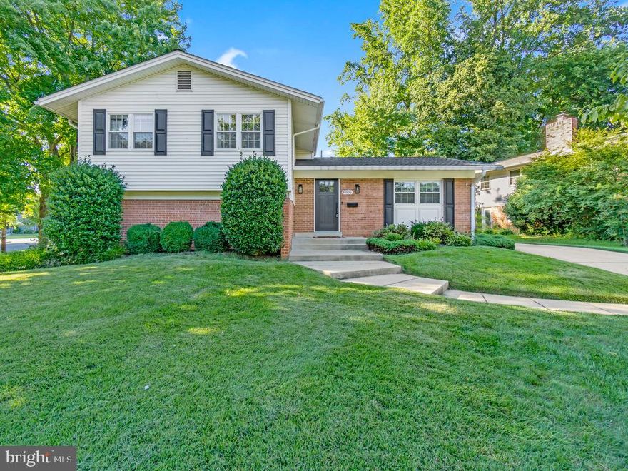 Renovated split level home with 4 bedrooms, 2 full bathrooms, and 2 half bathrooms!! This recently updated home is truly made for both entertaining and everyday living, with plenty of space and a large yard. Enjoy an open floor plan, hardwood floors, vaulted ceilings and a gourmet kitchen with stainless steel chef grade appliances, quartz countertops, designer finishes, plenty of cabinets, and an enormous island. The heart of this home, the kitchen — with adjoining dining and family rooms — make it ideal for gatherings. The main floor also has a shoe cabinet and a powder room. 

Upstairs is home to 4 bedrooms and 2 full bathrooms. All of the bedrooms have wood floors. The main bedroom features a walk-in closet and ensuite bathroom with a walk-in shower. The hall bathroom features a tub/shower combination. The finished basement includes a family room, bonus room/office, half bathroom, and a large laundry room with exterior access! 

This home sits on a large corner lot giving you plenty of space to enjoy the outdoors! The backyard is fully fenced with a patio large enough for plenty of patio furniture and a grill/smoker. Tenants will have access to a large shed with plenty of storage. Professional yard service is included in the rent - tenants are only responsible for watering the lawn using an in ground sprinkler system. The long driveway offers parking for two vehicles. The neighborhood has a community pool around the corner (membership fee required). Welcome to your new home!