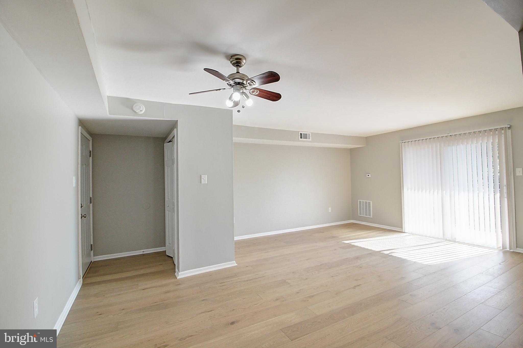 1599 N EAST STREET 14