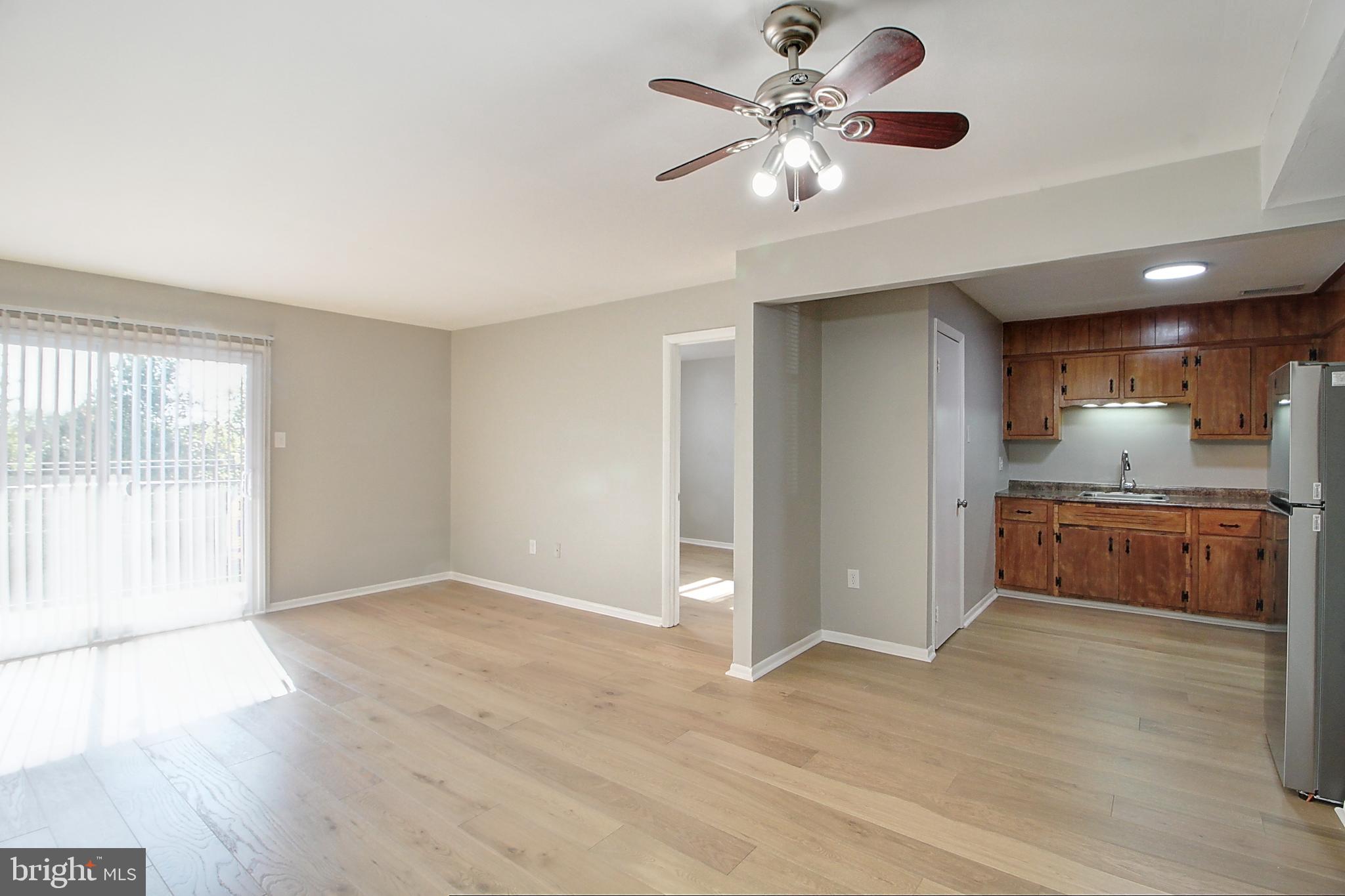 1599 N EAST STREET 14