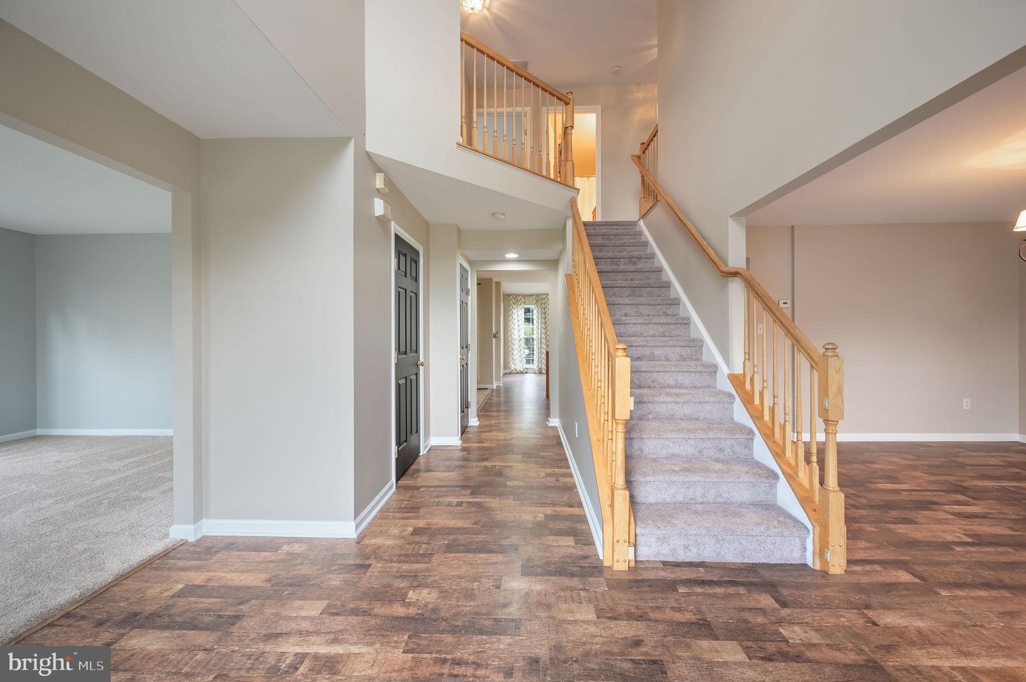 48 W REDBROOK PLACE