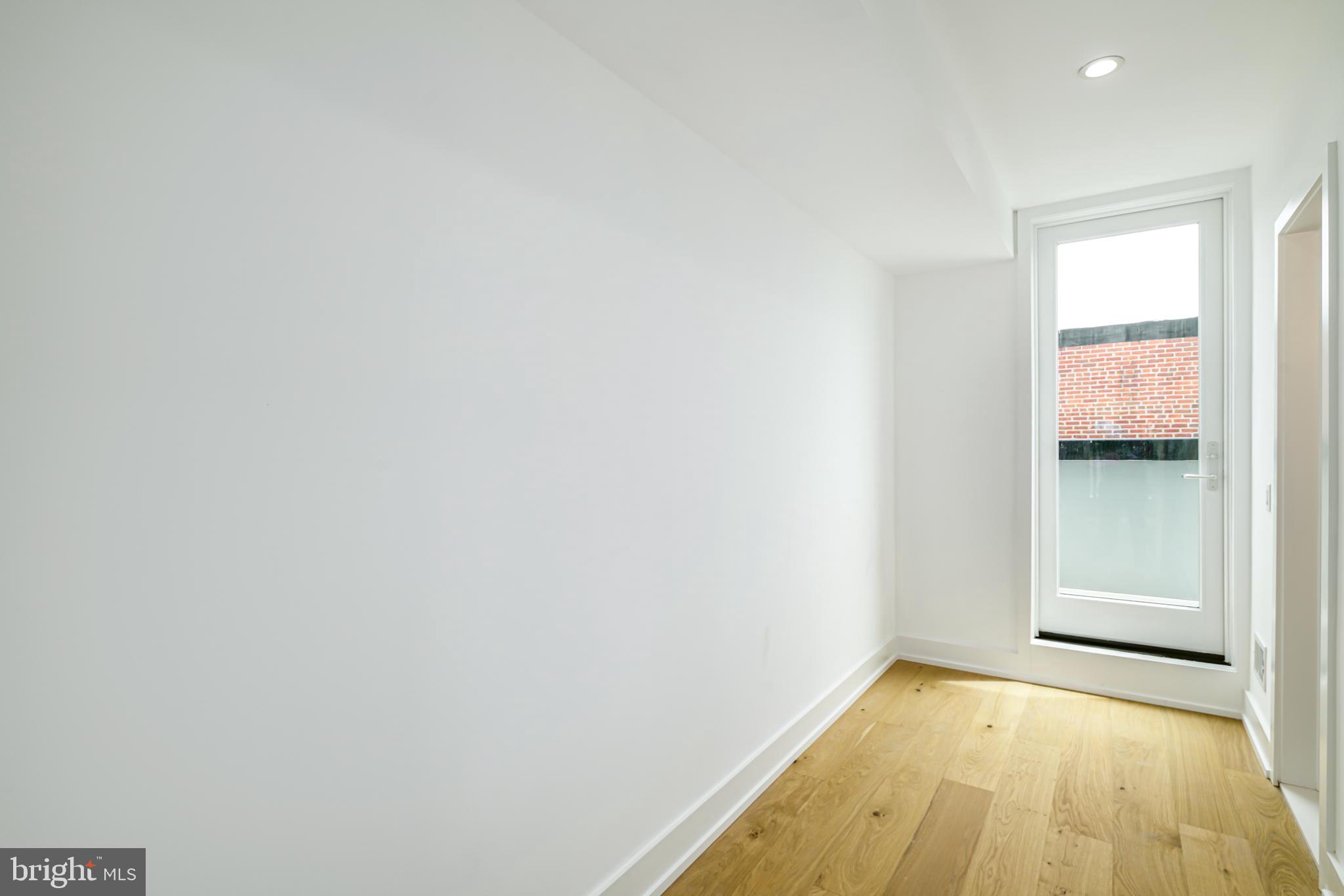 OLDE KENSINGTON - Residential