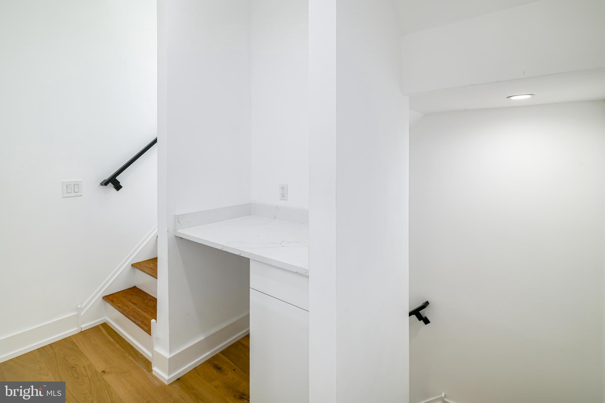 OLDE KENSINGTON - Residential