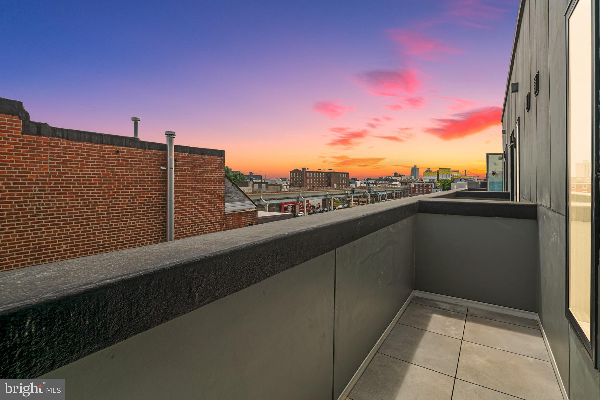 OLDE KENSINGTON - Residential