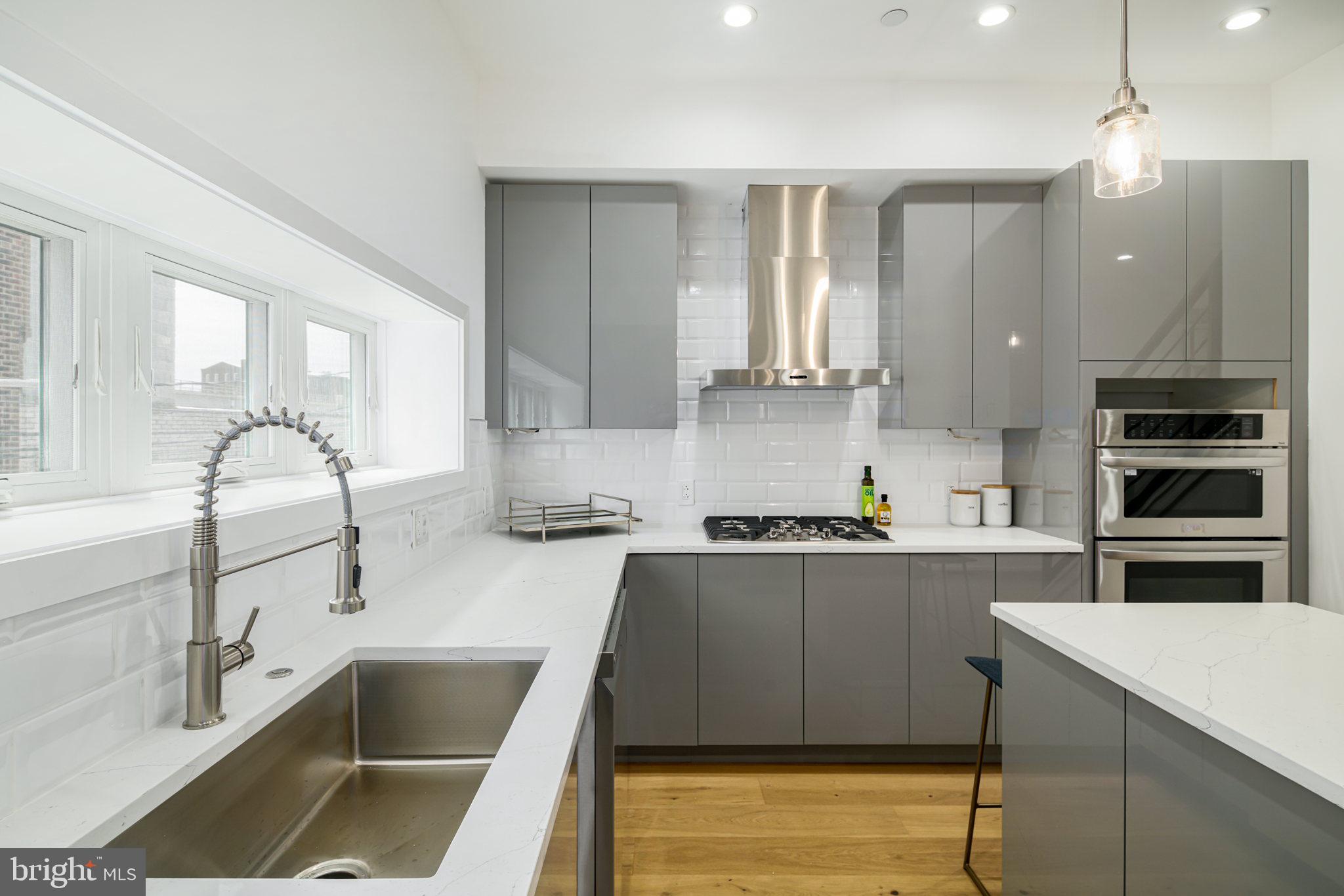 OLDE KENSINGTON - Residential