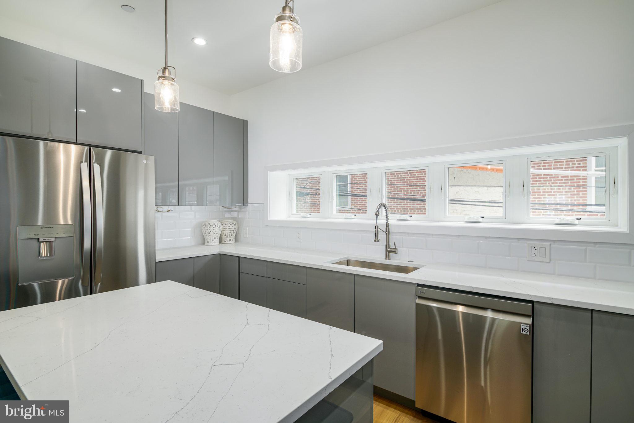 OLDE KENSINGTON - Residential