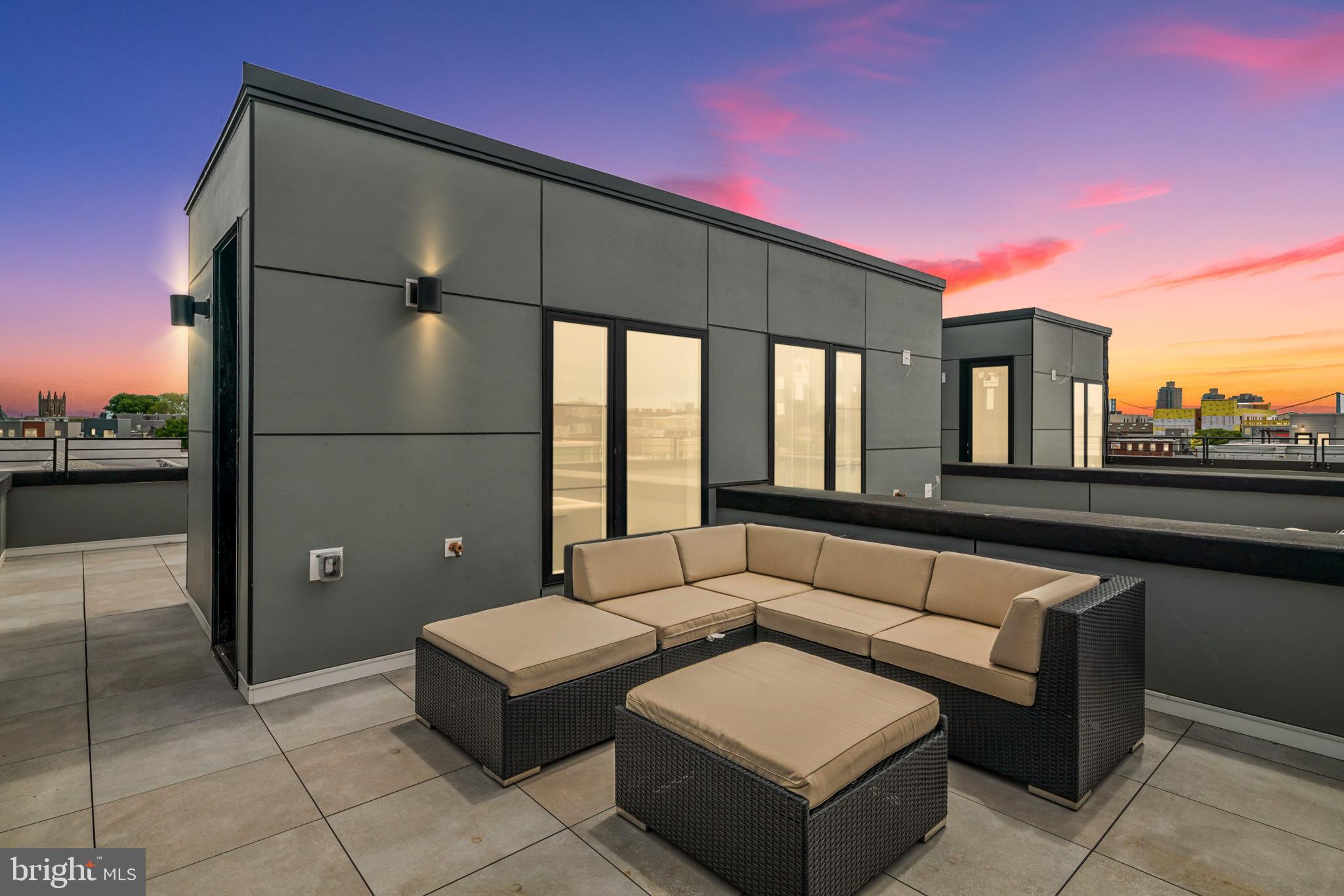 OLDE KENSINGTON - Residential