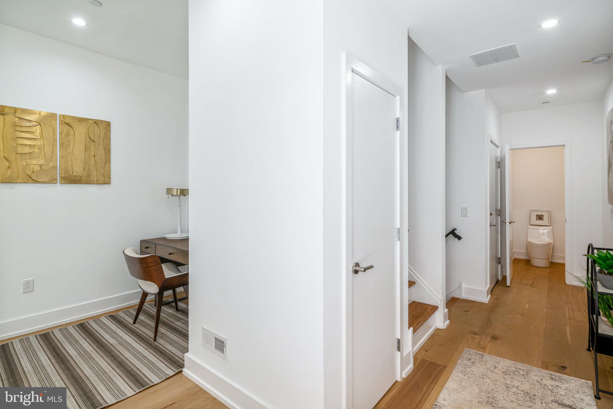 OLDE KENSINGTON - Residential