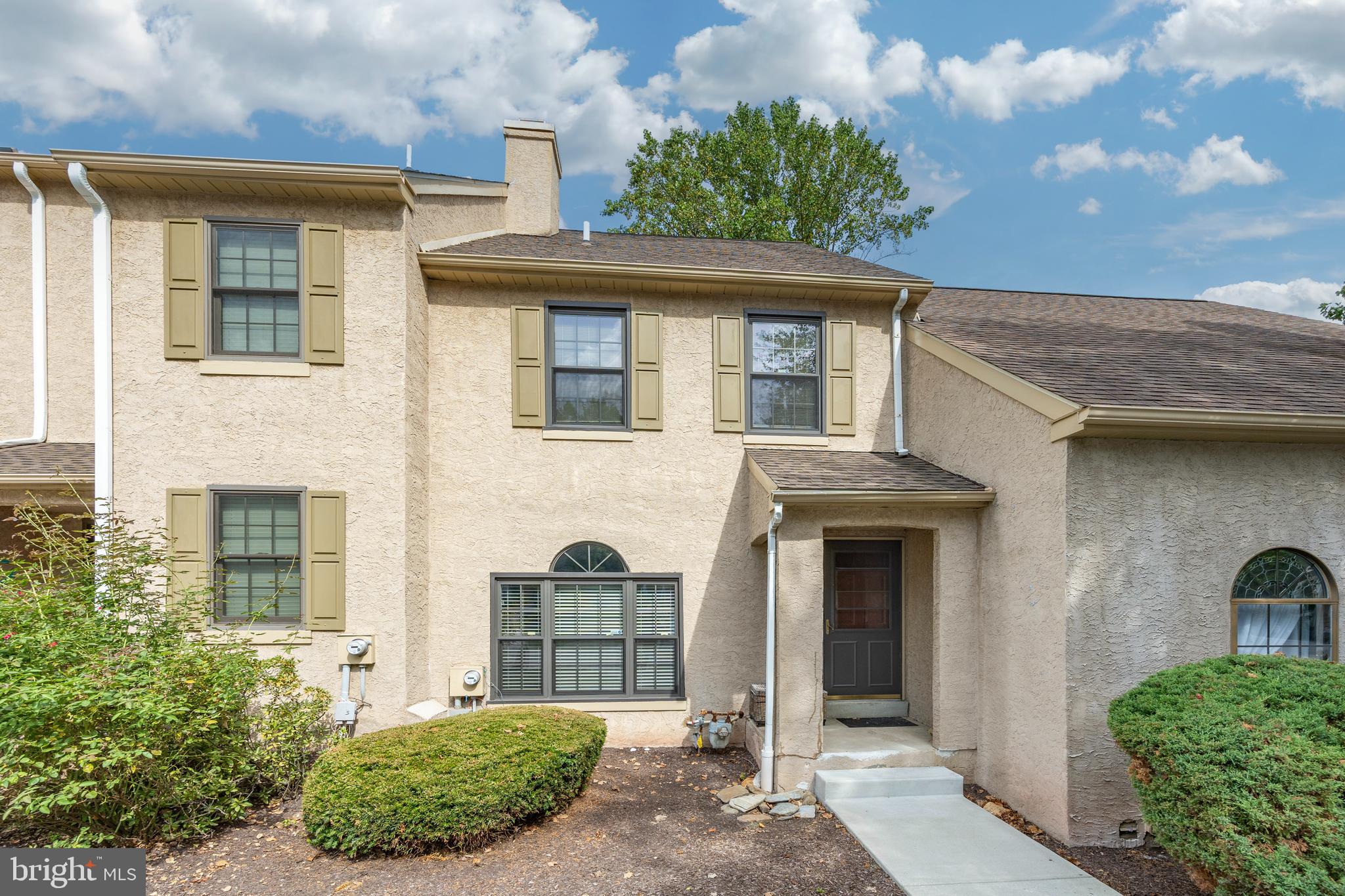Nestled in the popular Willistown Woods community, this charming 2-bedroom, 1.5-bath townhome offers comfort, convenience, and room to grow. Located just off Route 3 in West Chester, you’ll enjoy quick access to shopping, dining, parks, and award-winning schools.
Step inside to a bright and inviting main level featuring an open living and dining area with center fireplace, perfect for everyday living and entertaining. The finished walkout basement provides valuable extra living space, ideal for a home office, gym, or recreation room. Upstairs, you’ll find two spacious bedrooms and an updated full bath, while the walk-up attic offers exciting potential for a third bedroom or flex space.
Outside, a private deck and lower patio overlook a peaceful, tree-lined backdrop, creating the perfect setting for relaxing or hosting friends. With its prime location, great schools, and versatile layout, this home is an excellent opportunity in the sought after Great Valley School District.