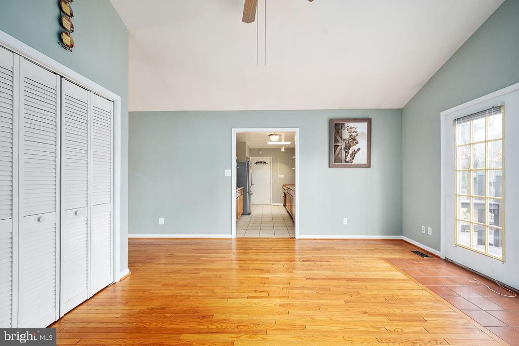 MAPLE GROVE - Residential