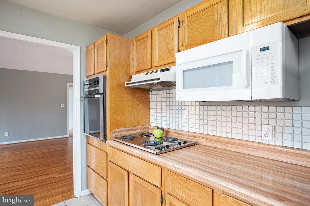 MAPLE GROVE - Residential