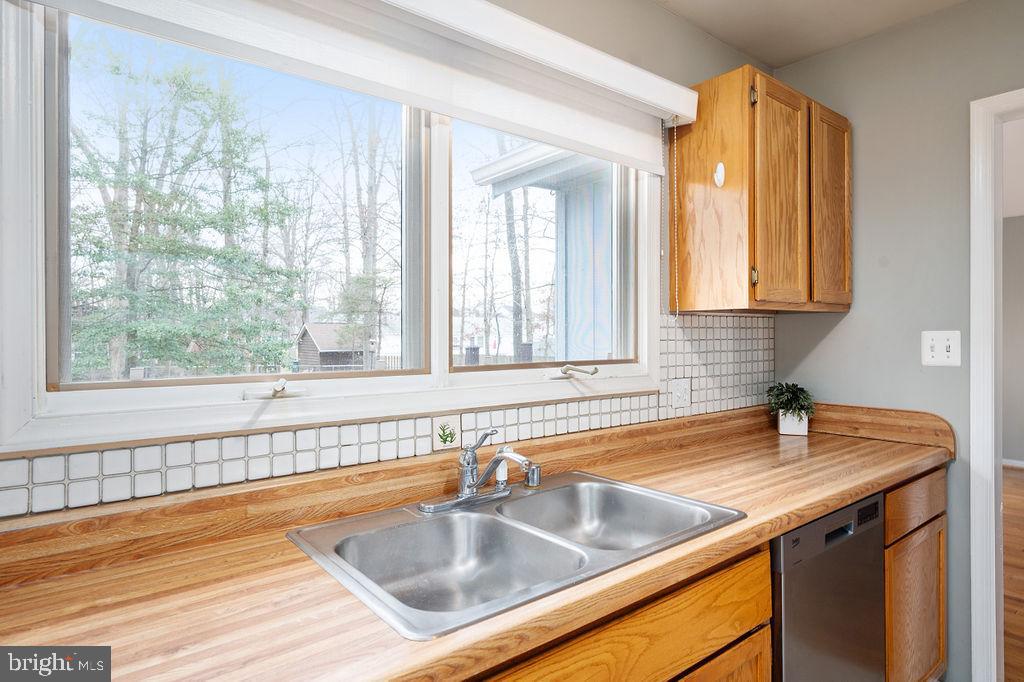 MAPLE GROVE - Residential